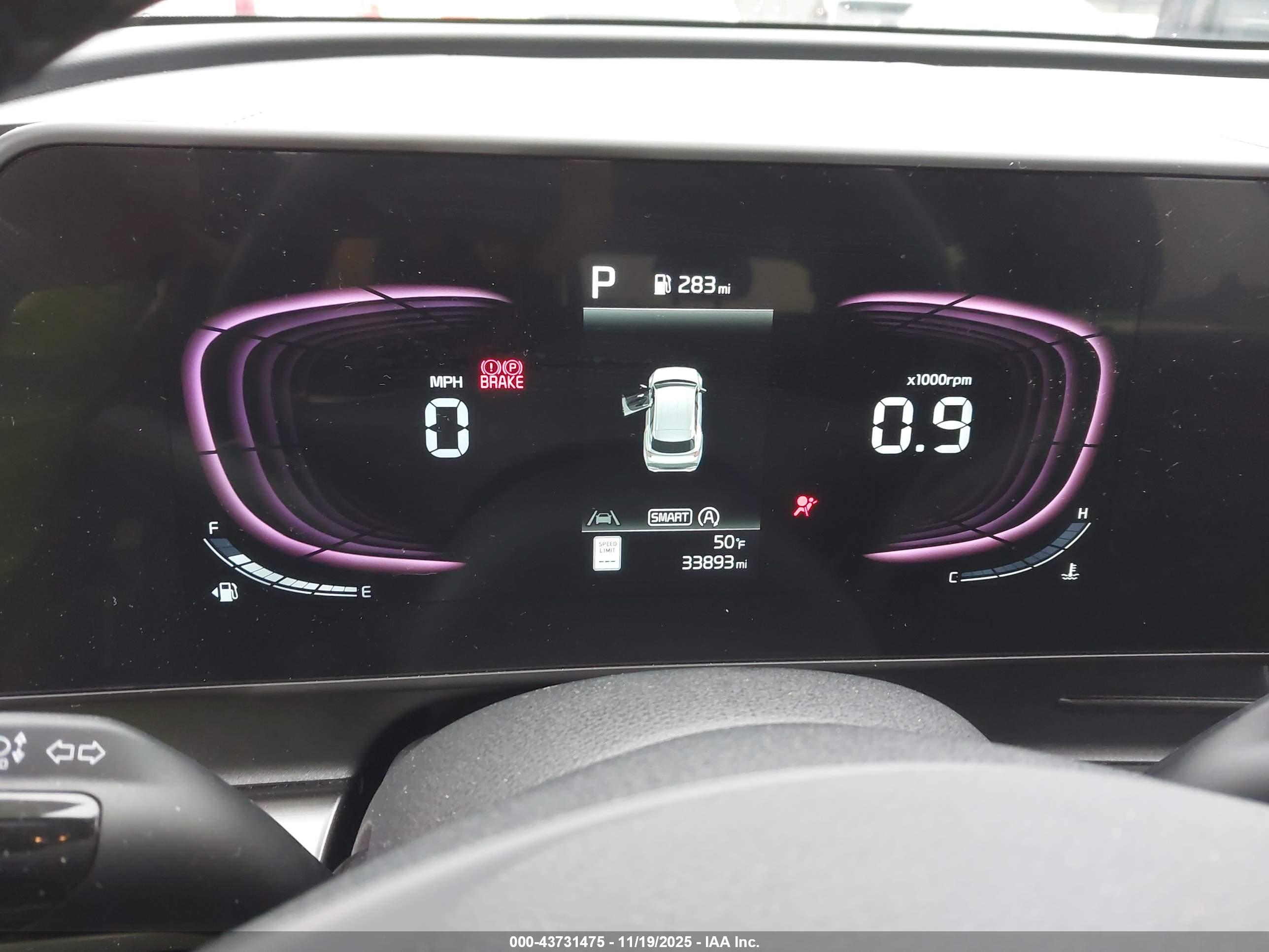 KIA SPORTAGE image 7