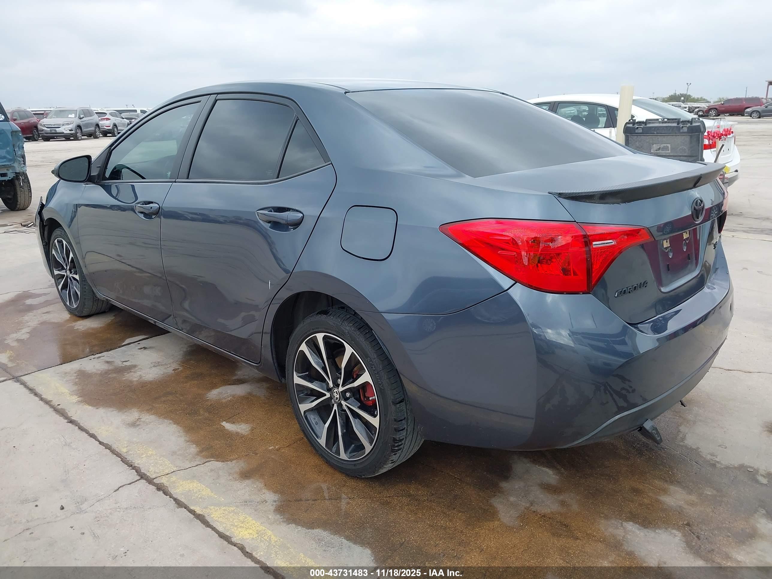 TOYOTA COROLLA image 3