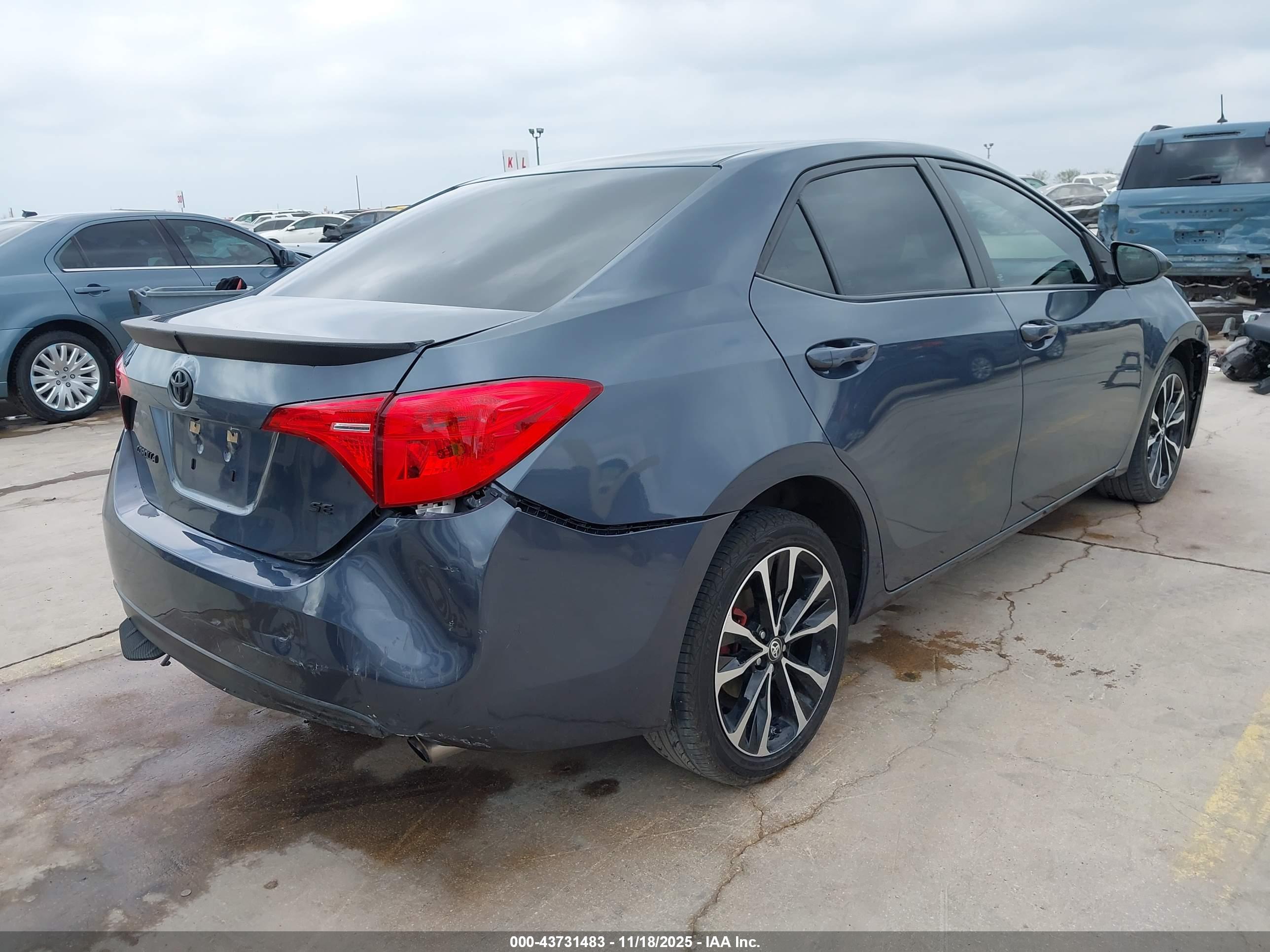 TOYOTA COROLLA image 4