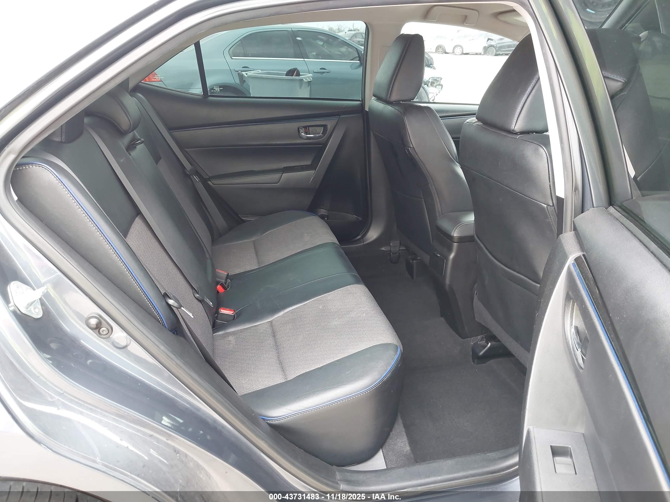 TOYOTA COROLLA image 8