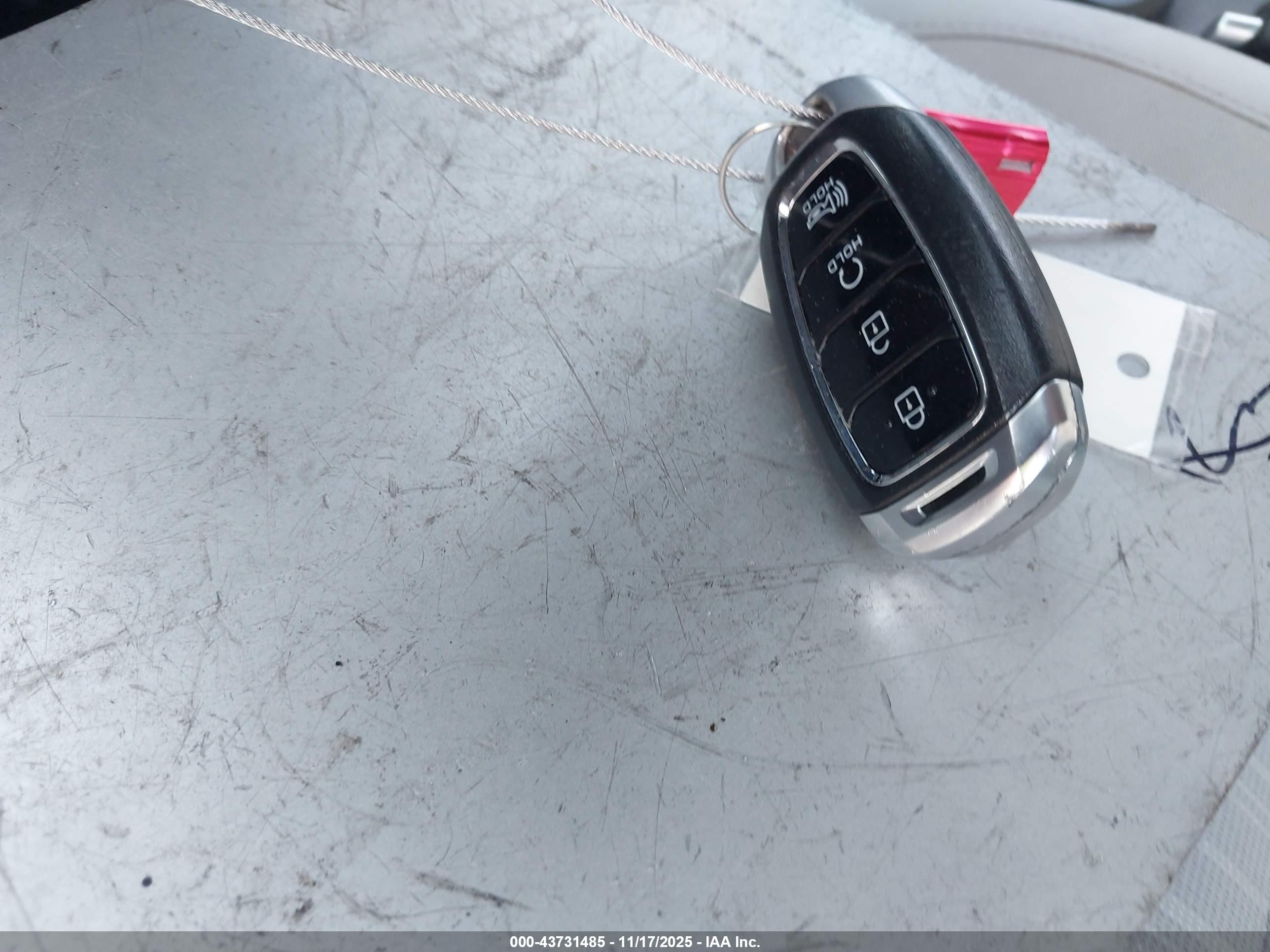 HYUNDAI KONA image 11