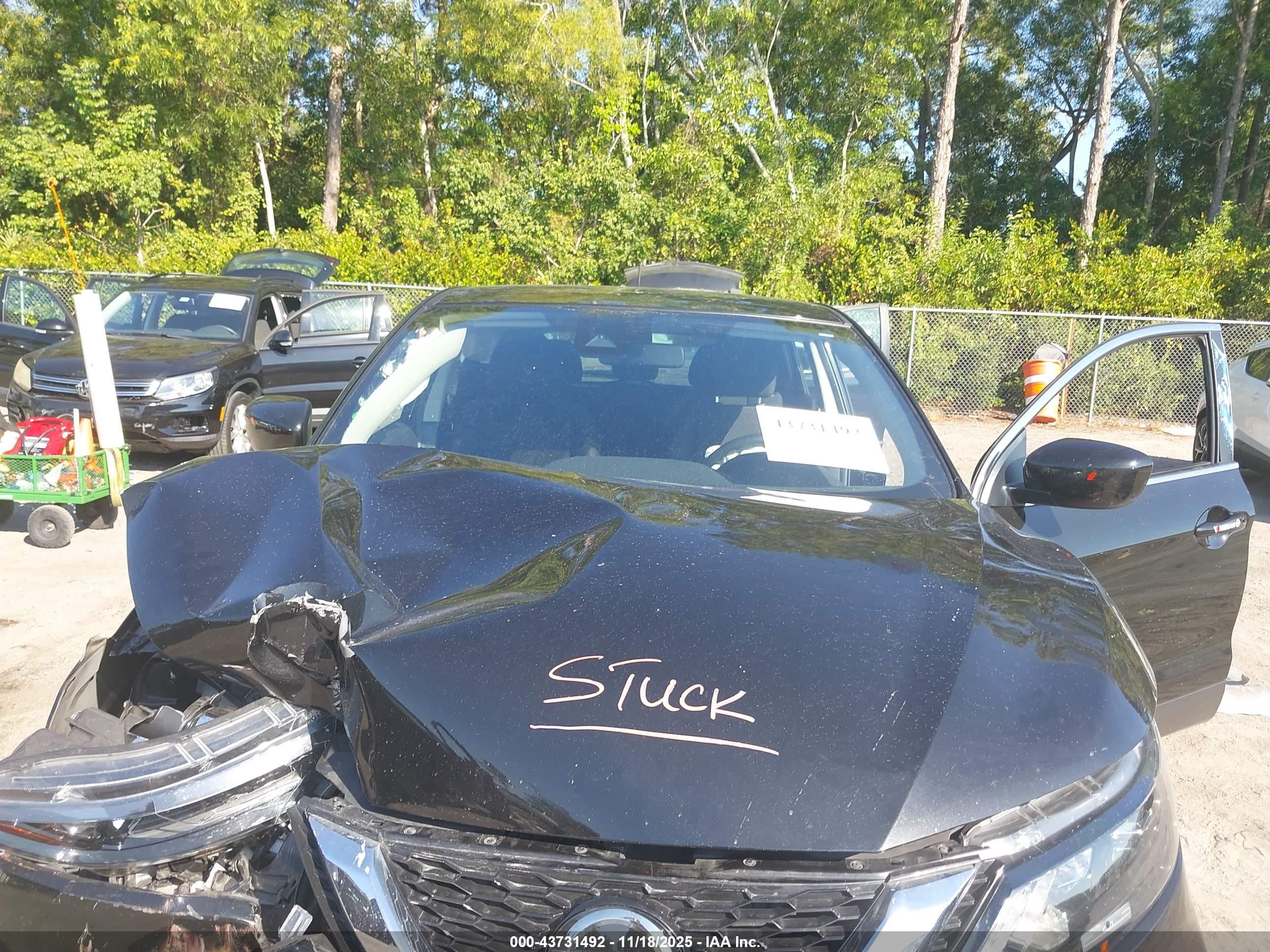 NISSAN ROGUE image 10