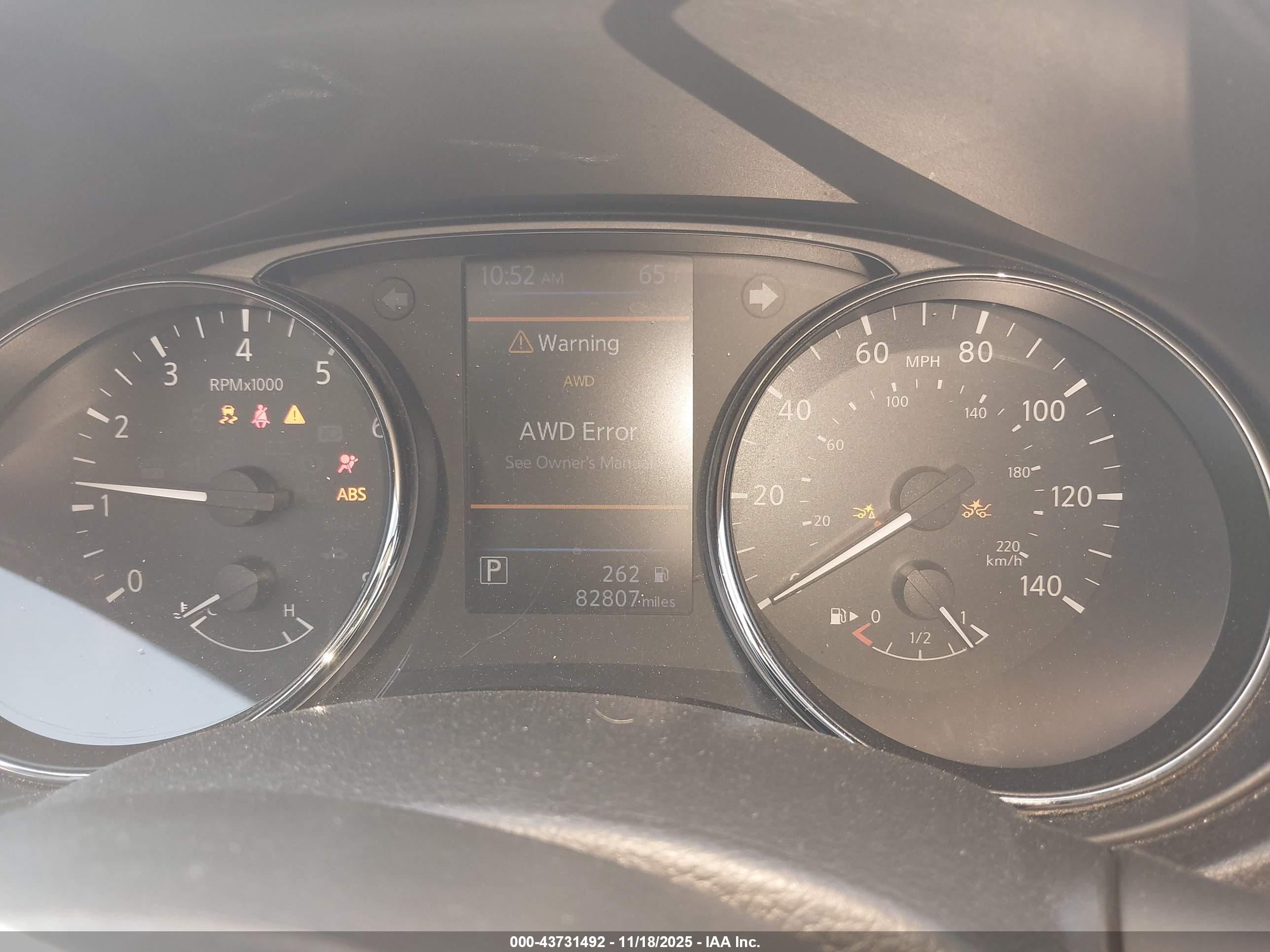 NISSAN ROGUE image 7
