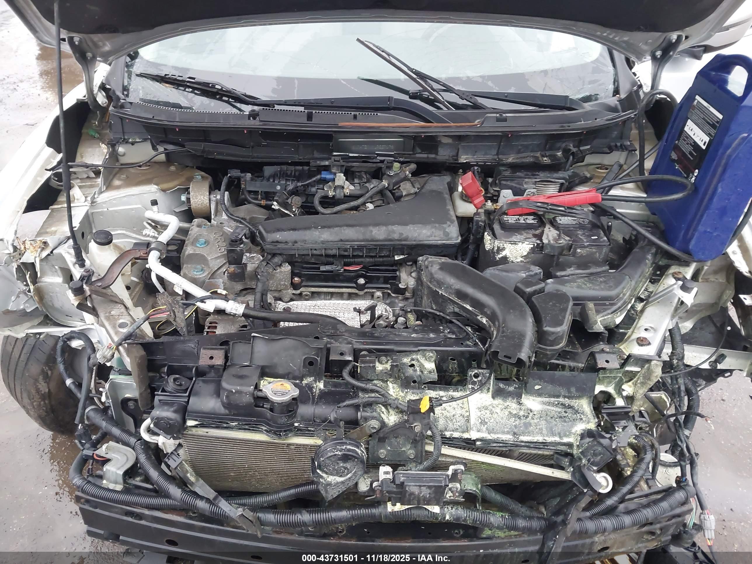 NISSAN ROGUE image 10