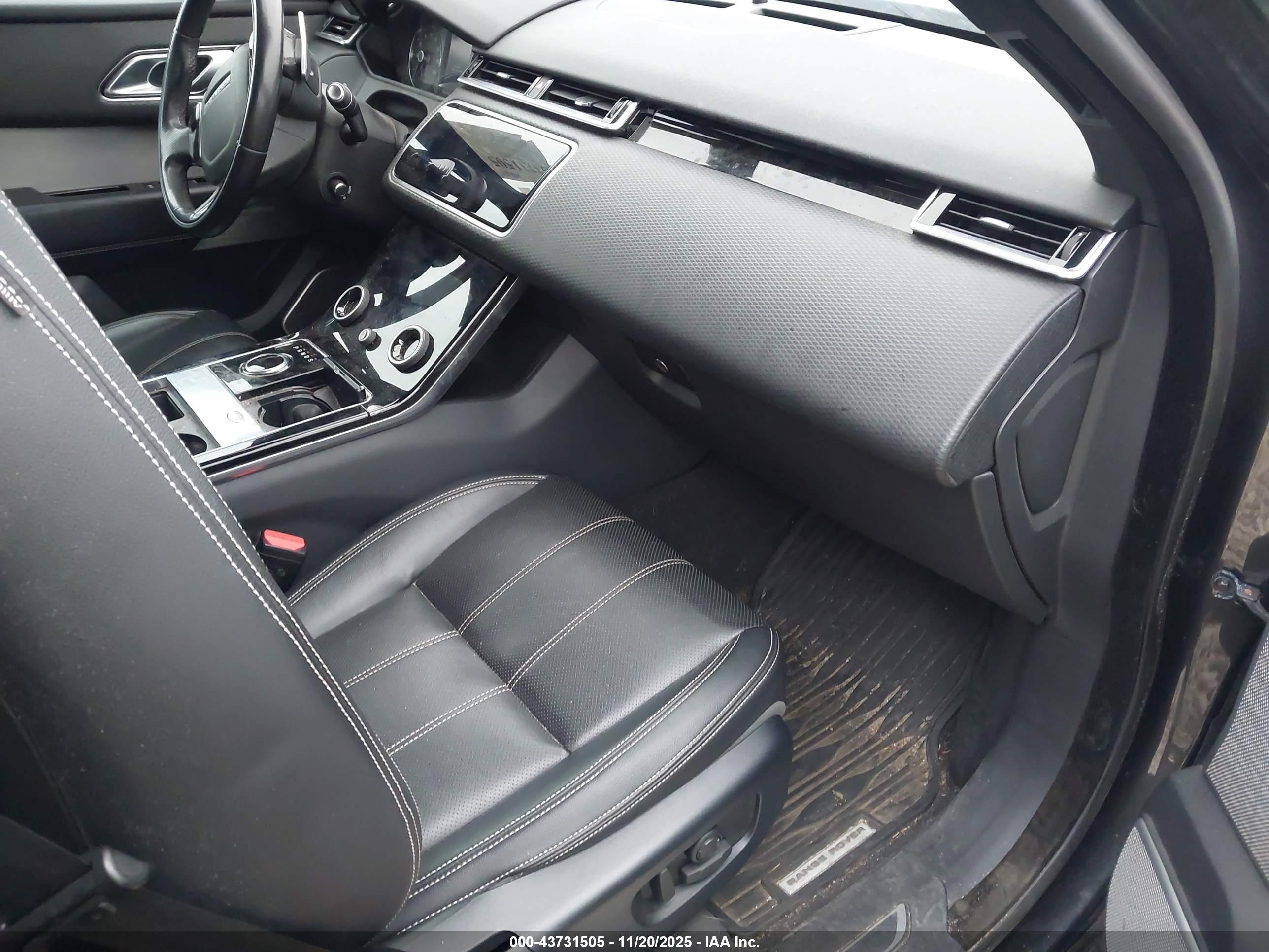 LAND ROVER image 5