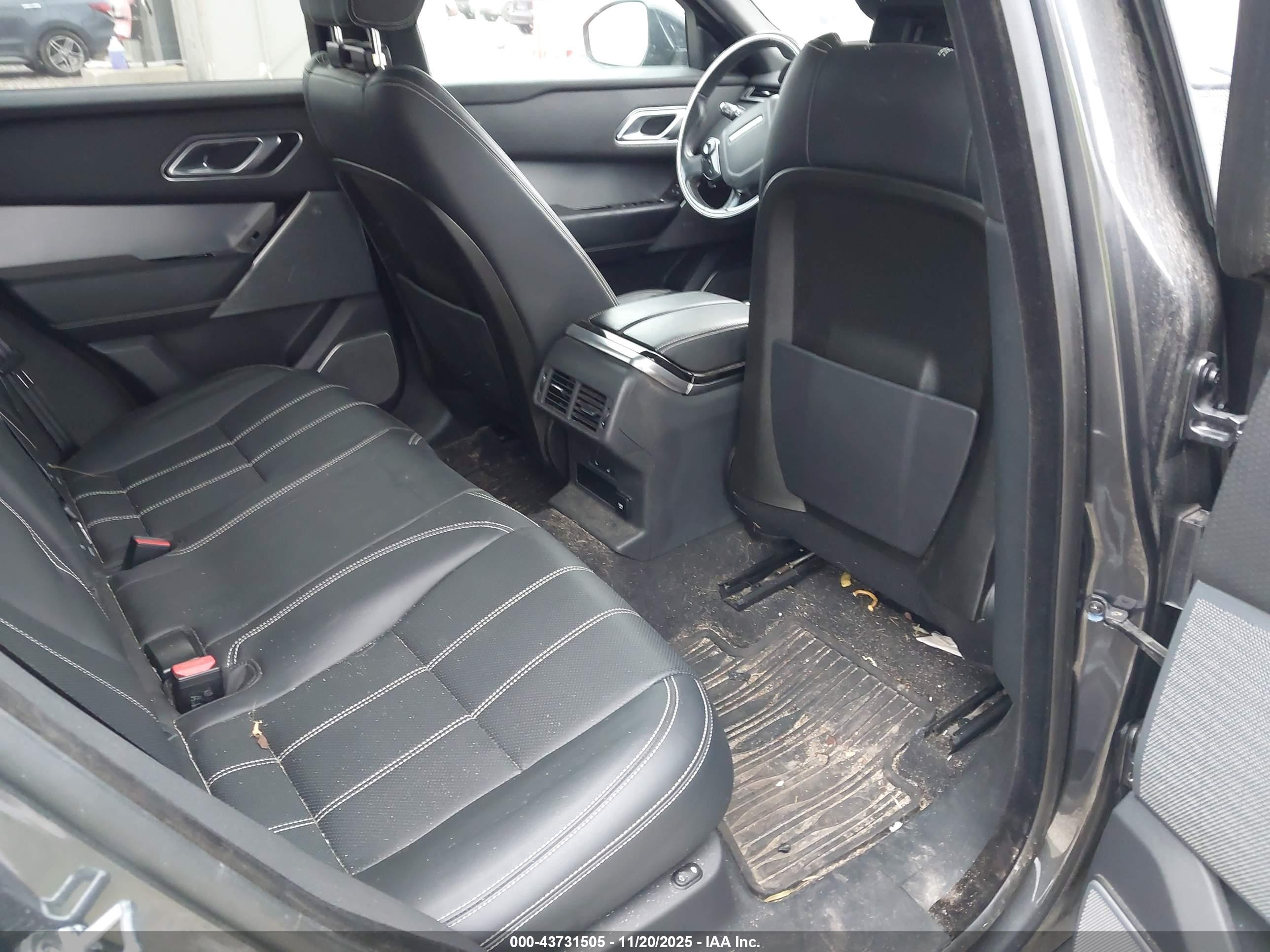 LAND ROVER image 8