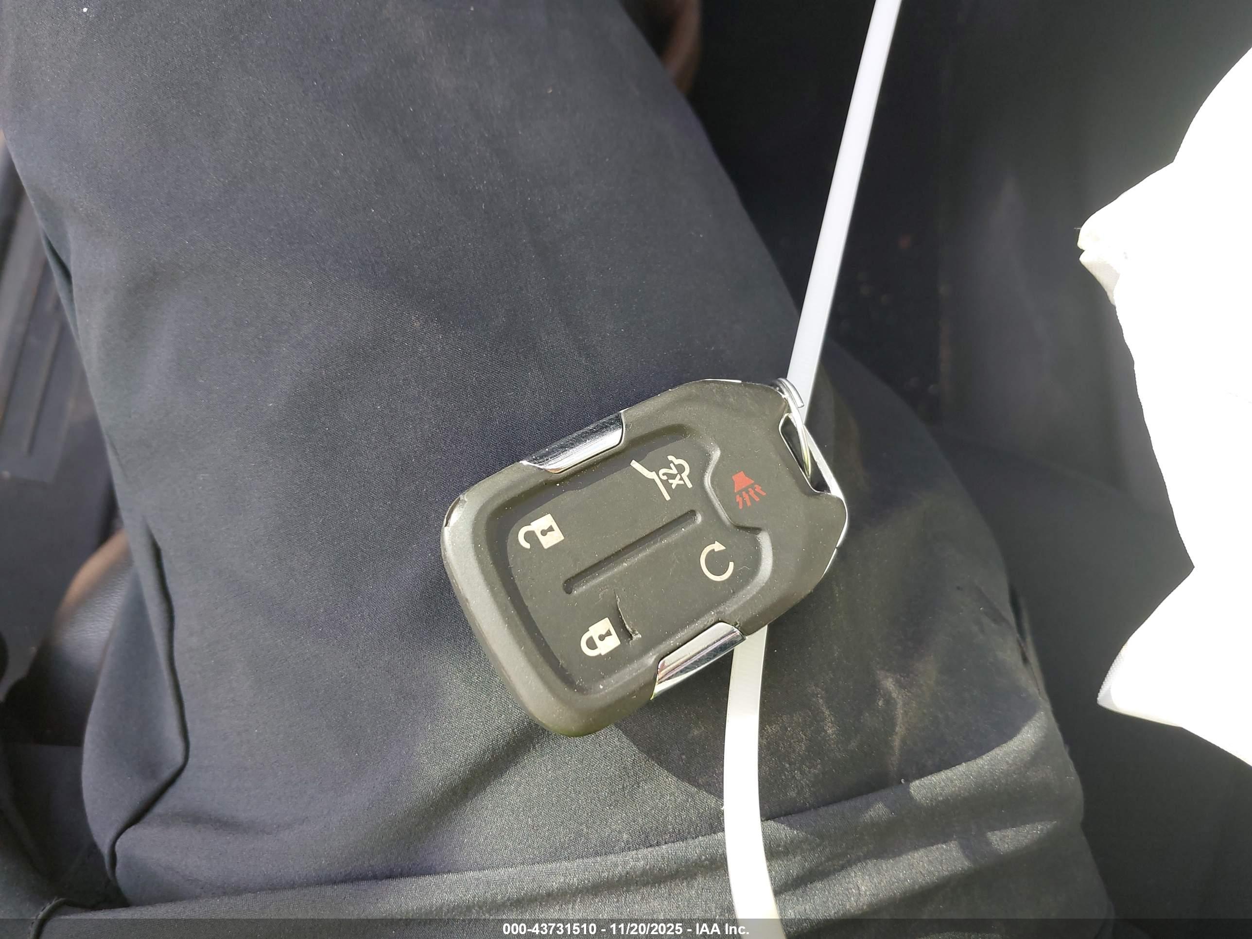 GMC TERRAIN image 11