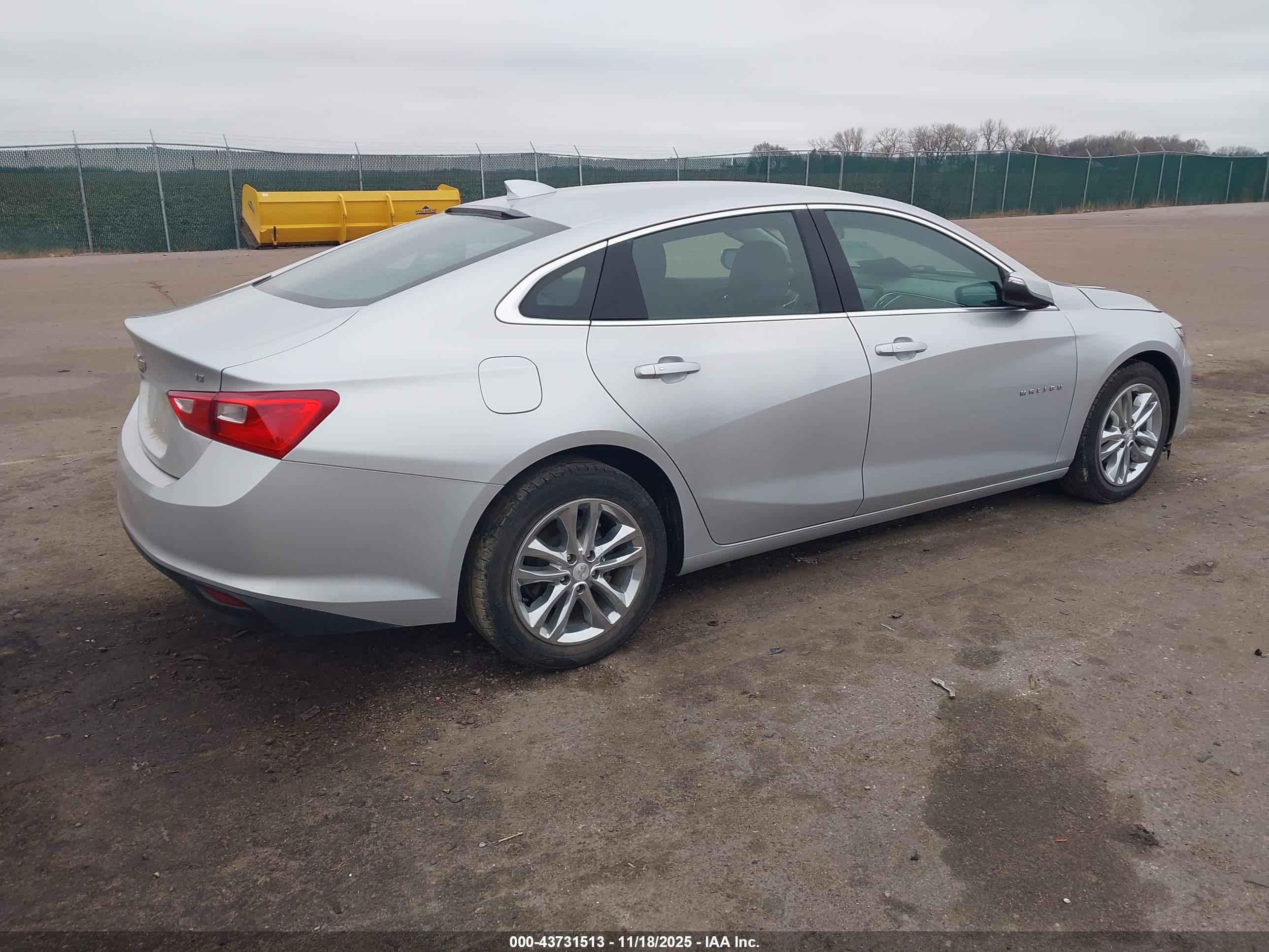 CHEVROLET MALIBU image 4