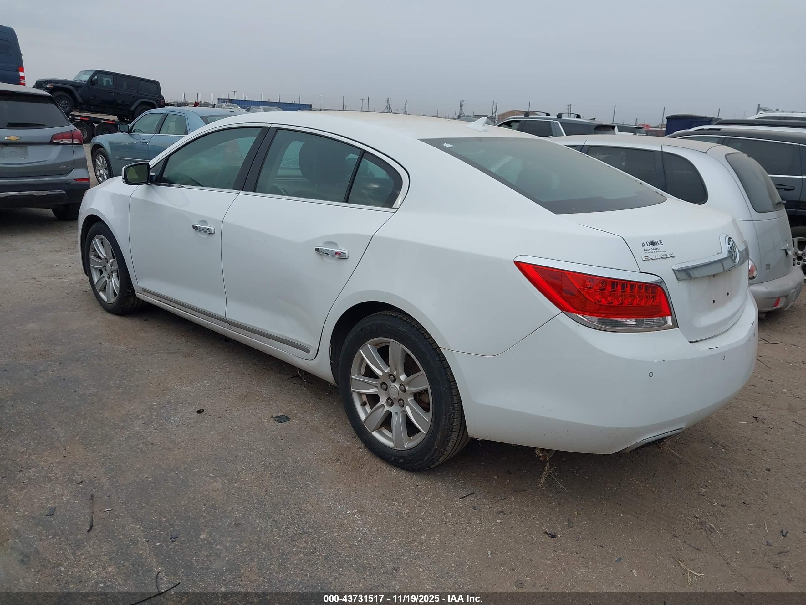 BUICK LACROSSE image 3