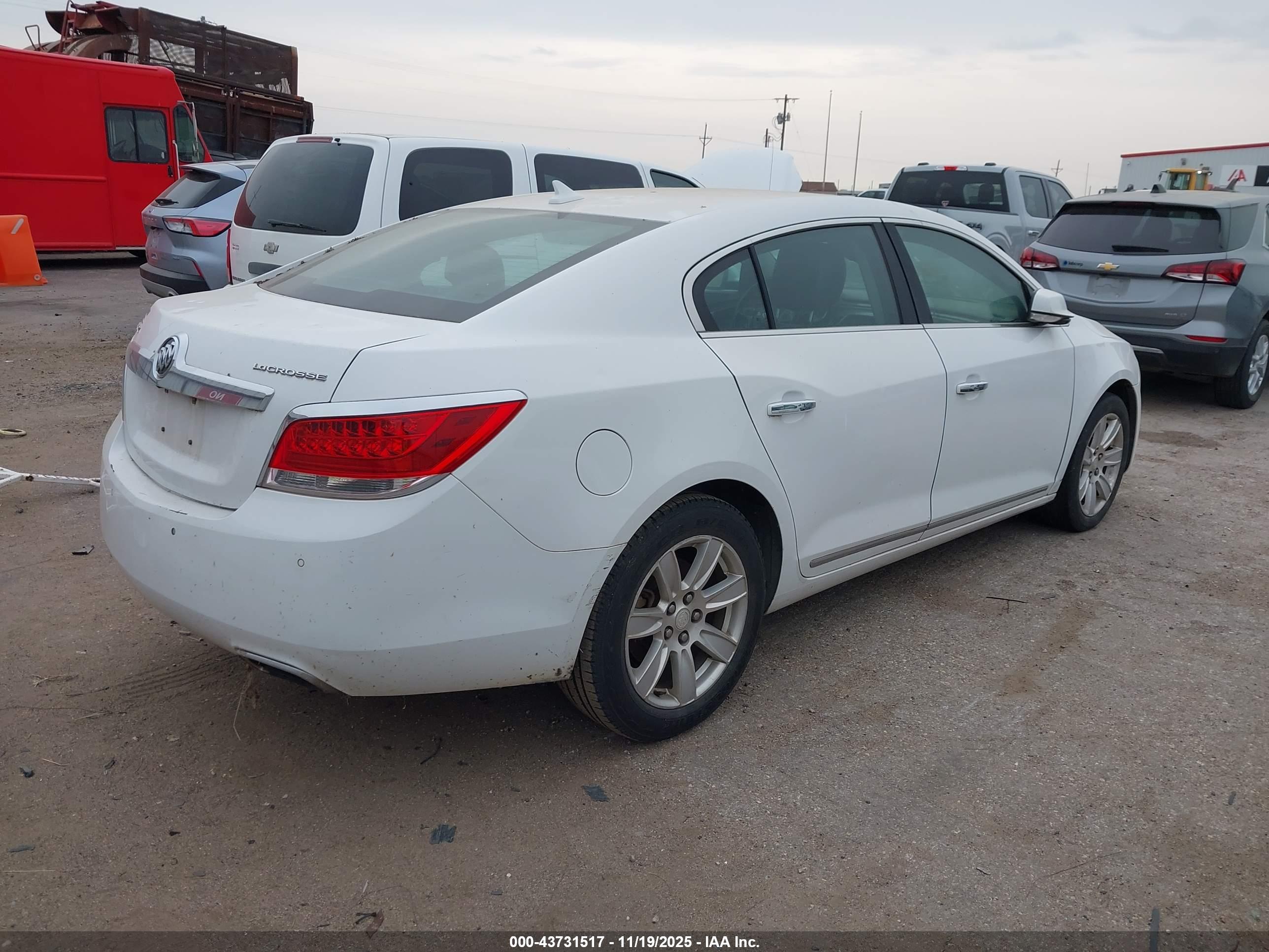BUICK LACROSSE image 4