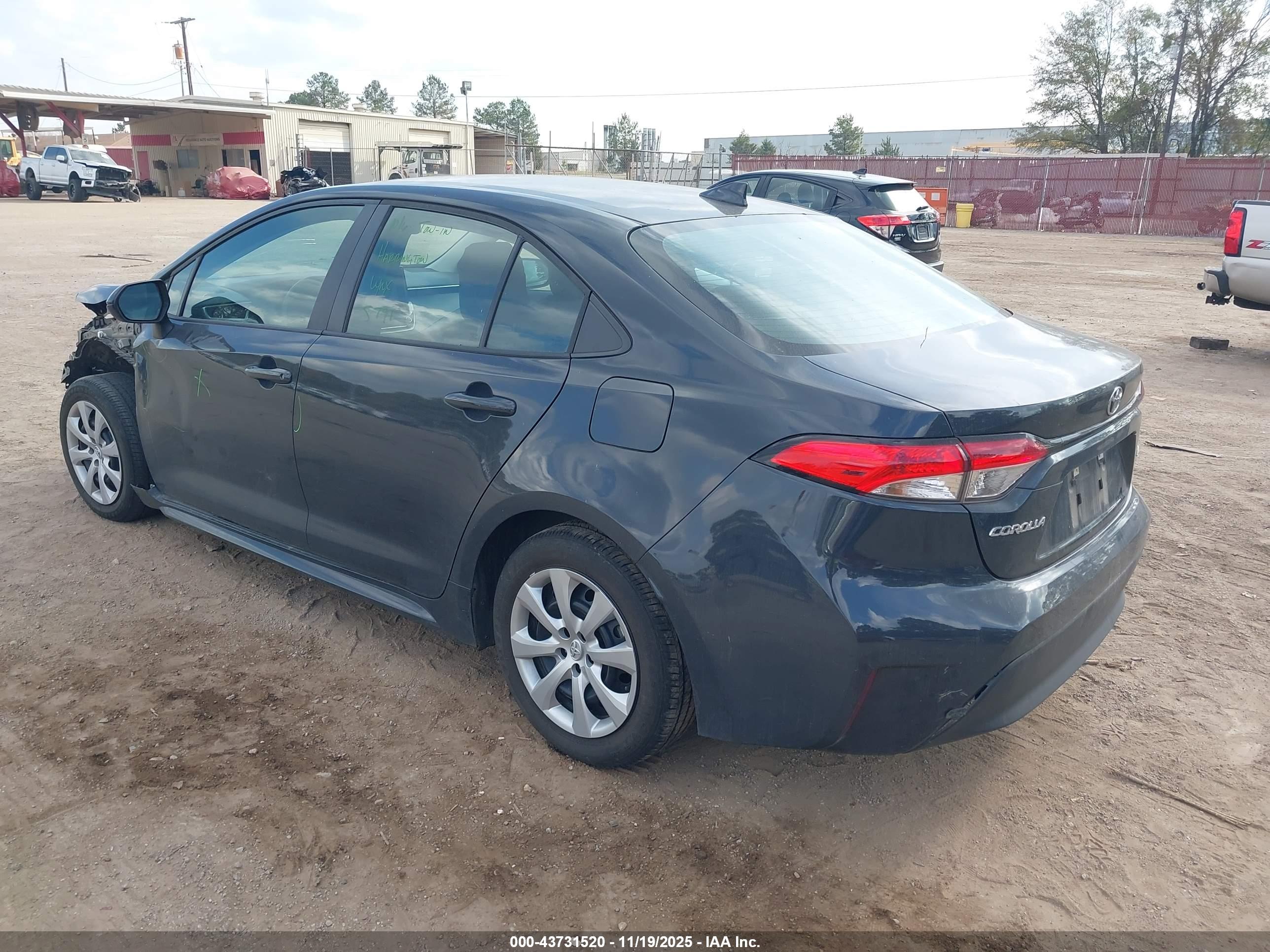 TOYOTA COROLLA image 3