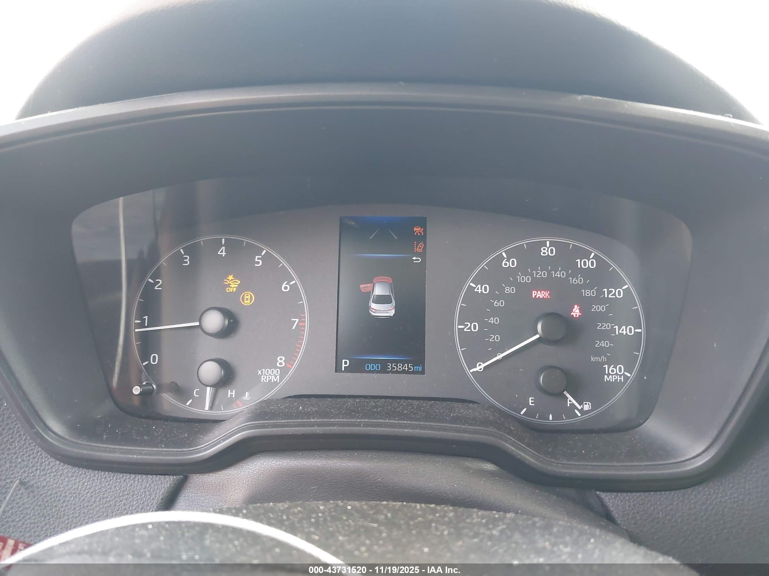 TOYOTA COROLLA image 7