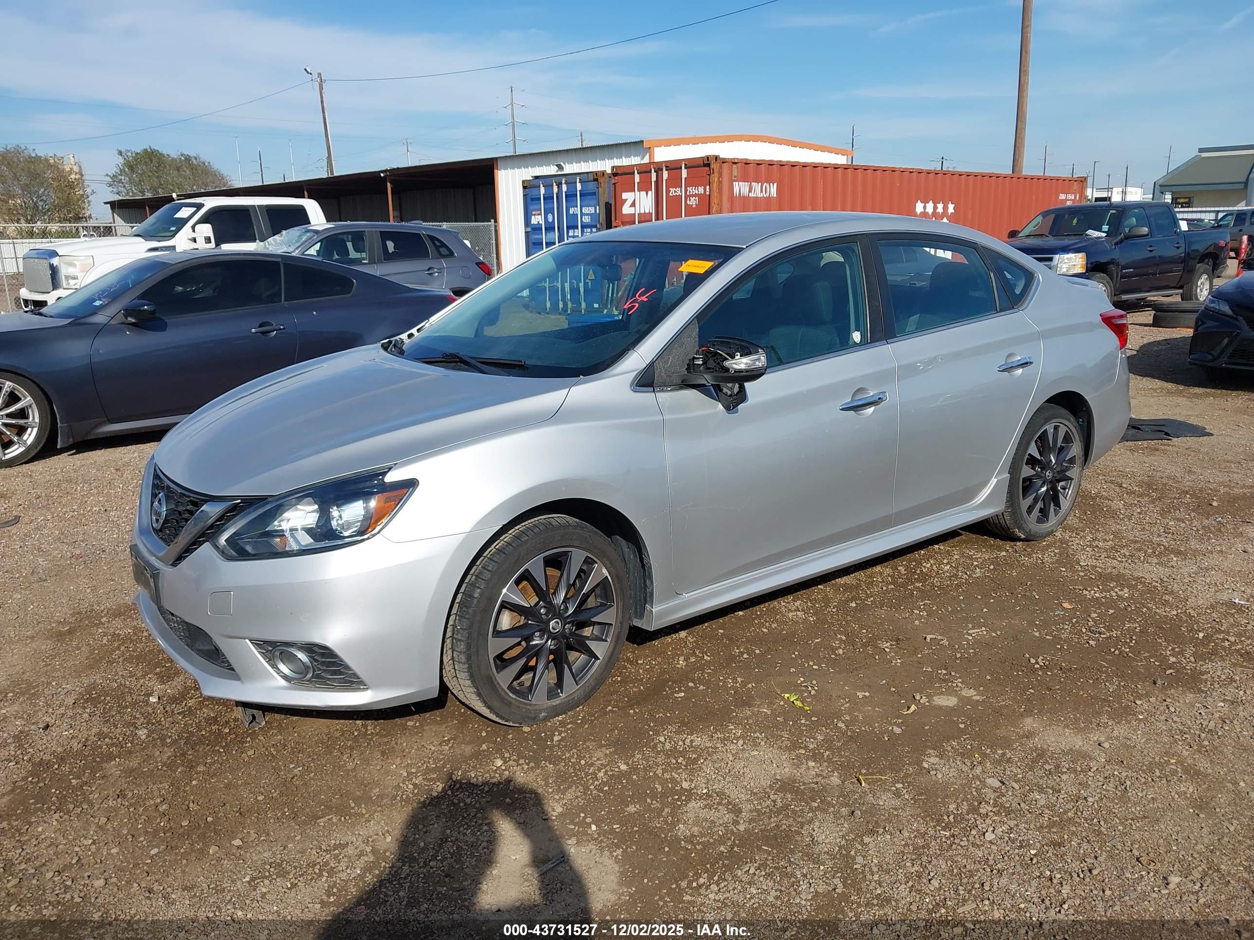 NISSAN SENTRA image 2