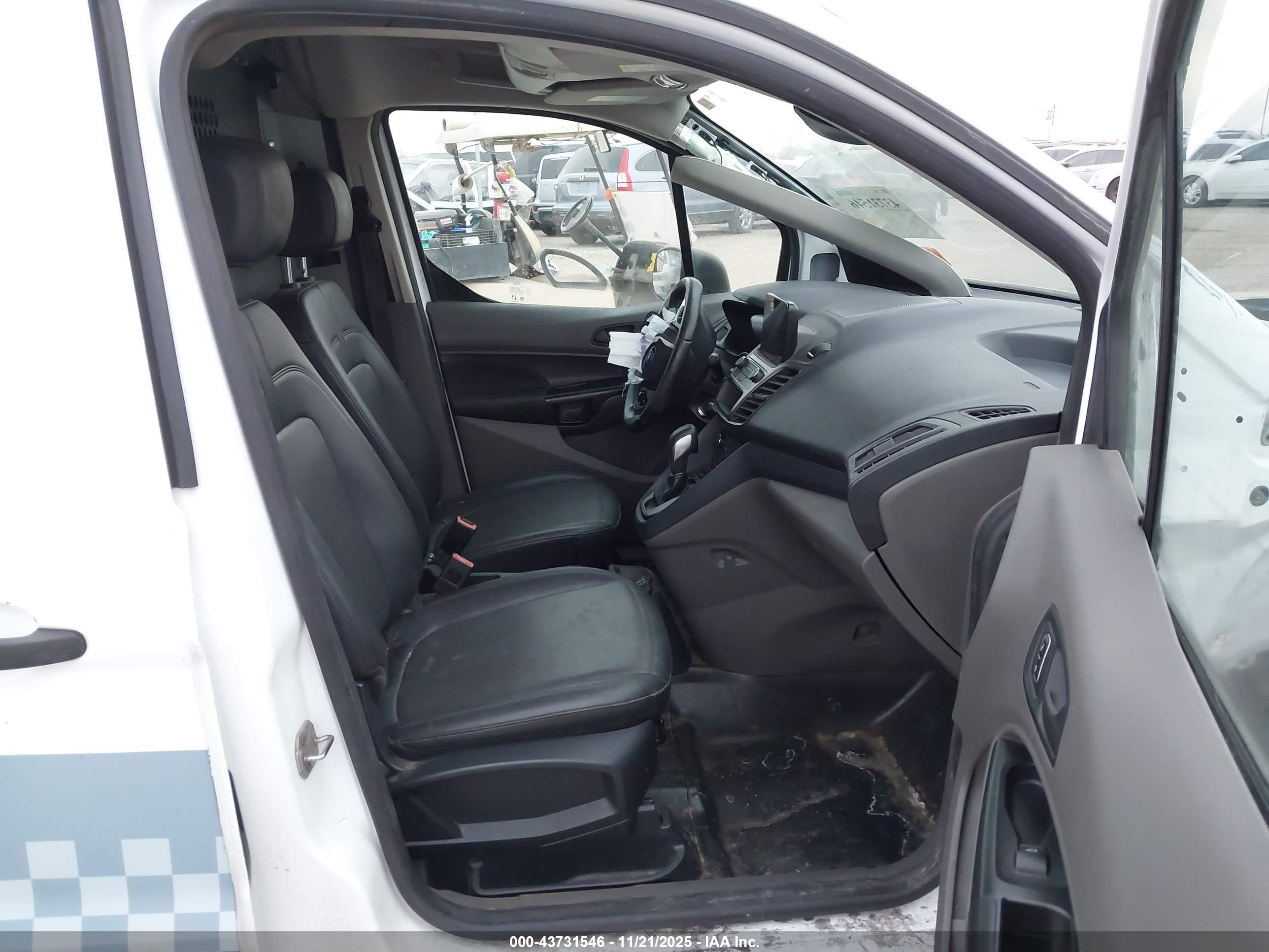 FORD TRANSIT image 5