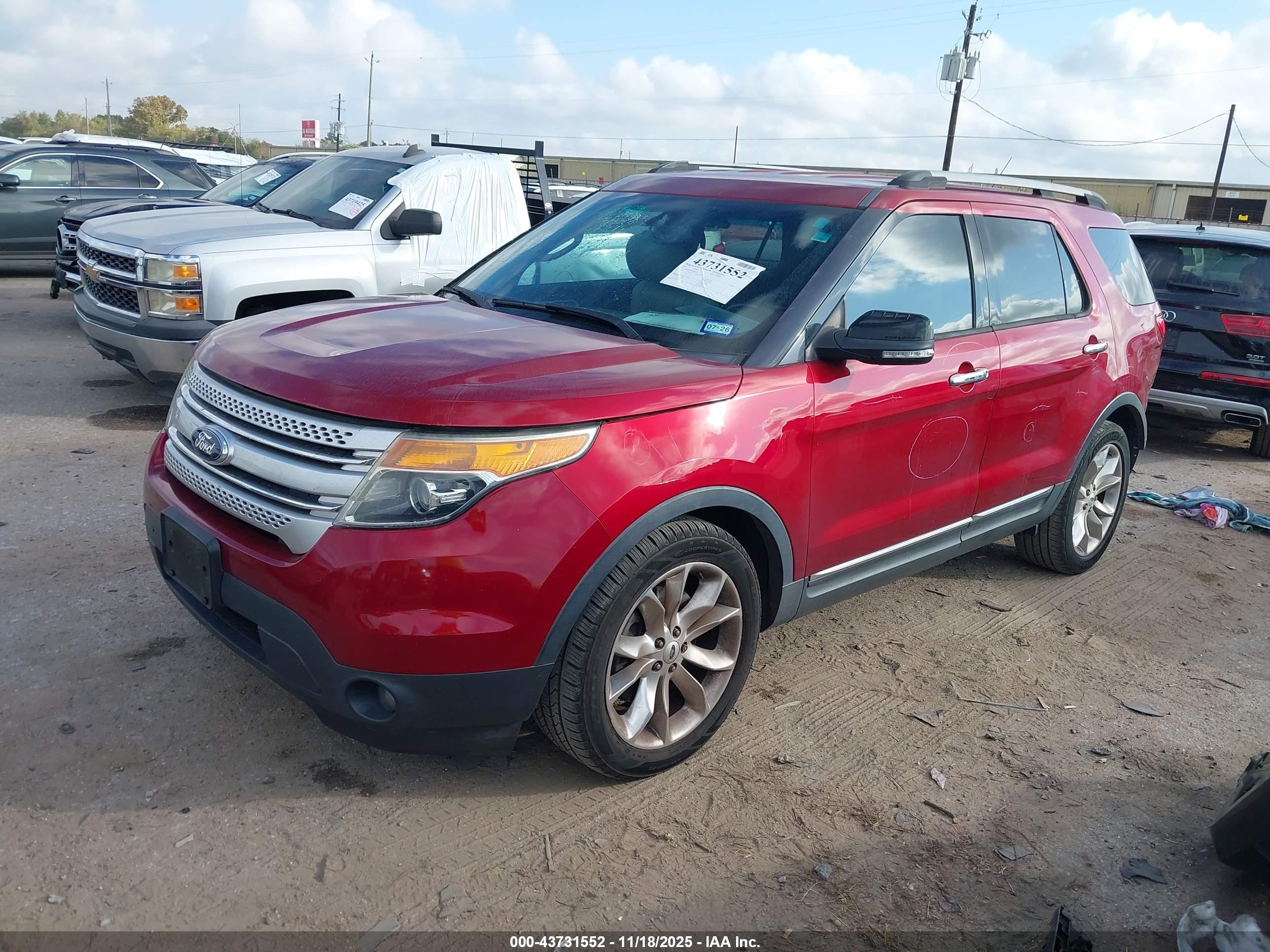 FORD EXPLORER image 2