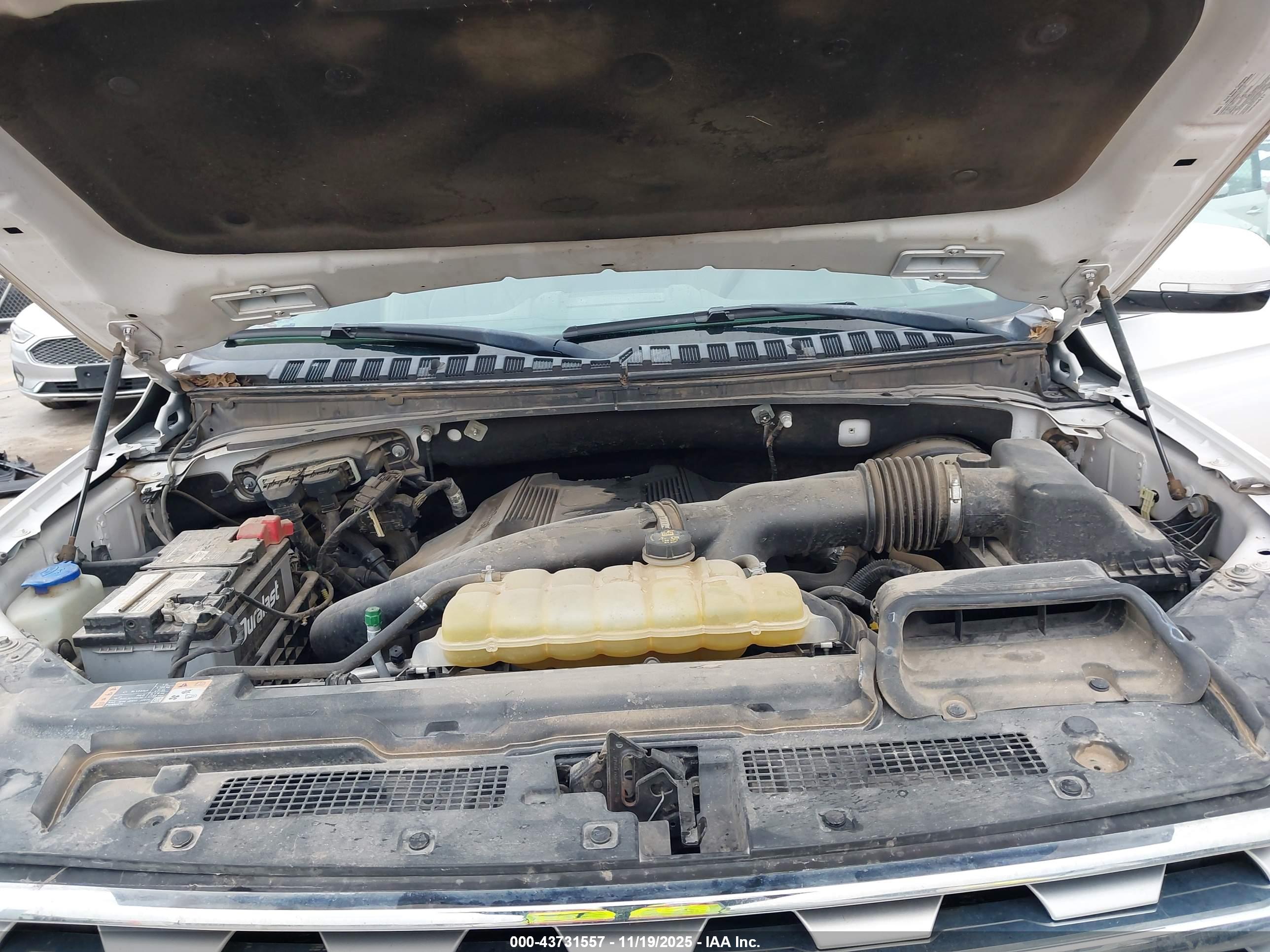 FORD EXPEDITION image 10