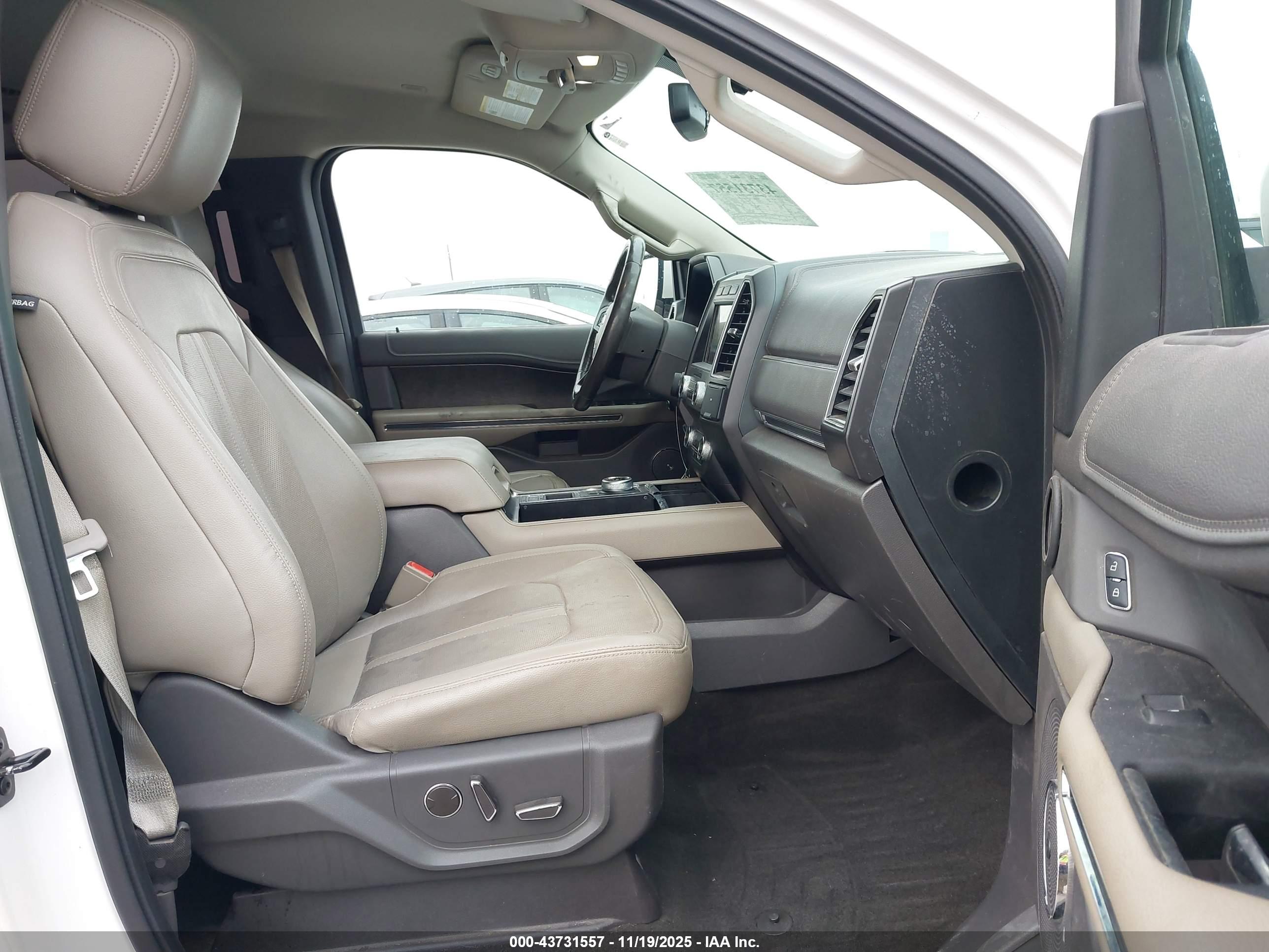 FORD EXPEDITION image 5