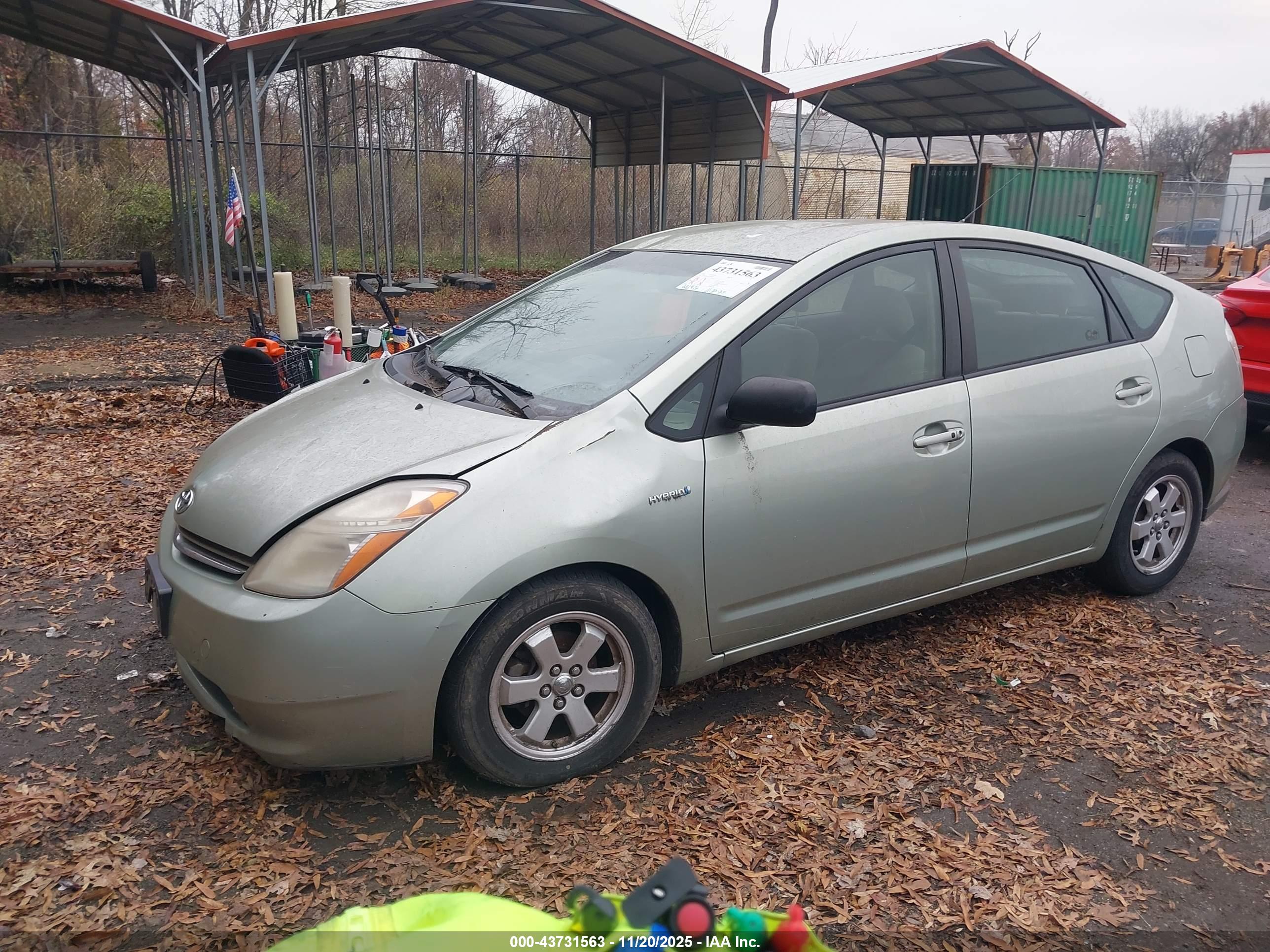 TOYOTA PRIUS image 2