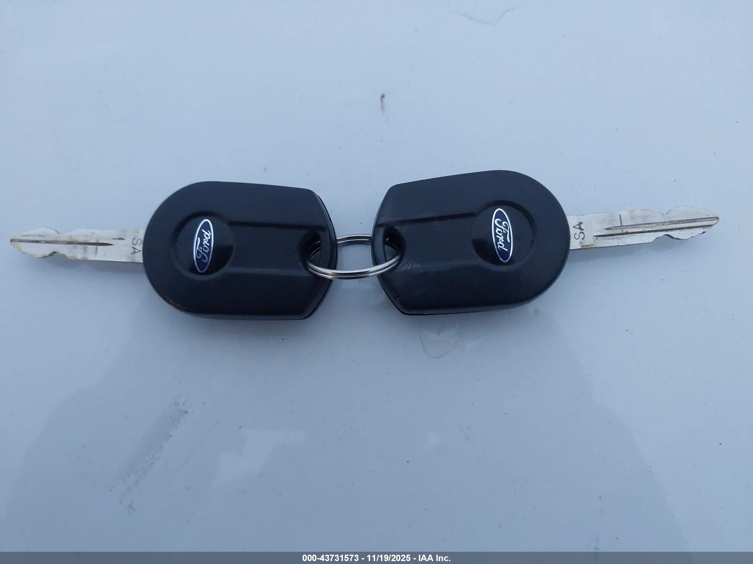 FORD EDGE image 11