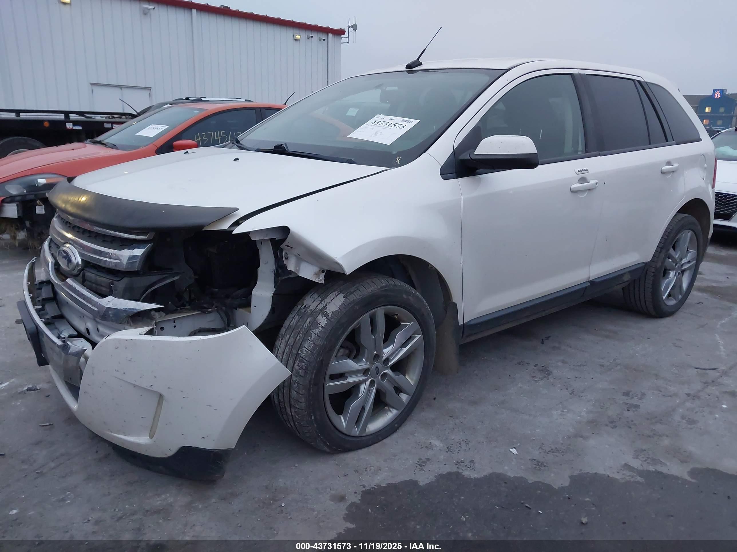 FORD EDGE image 2