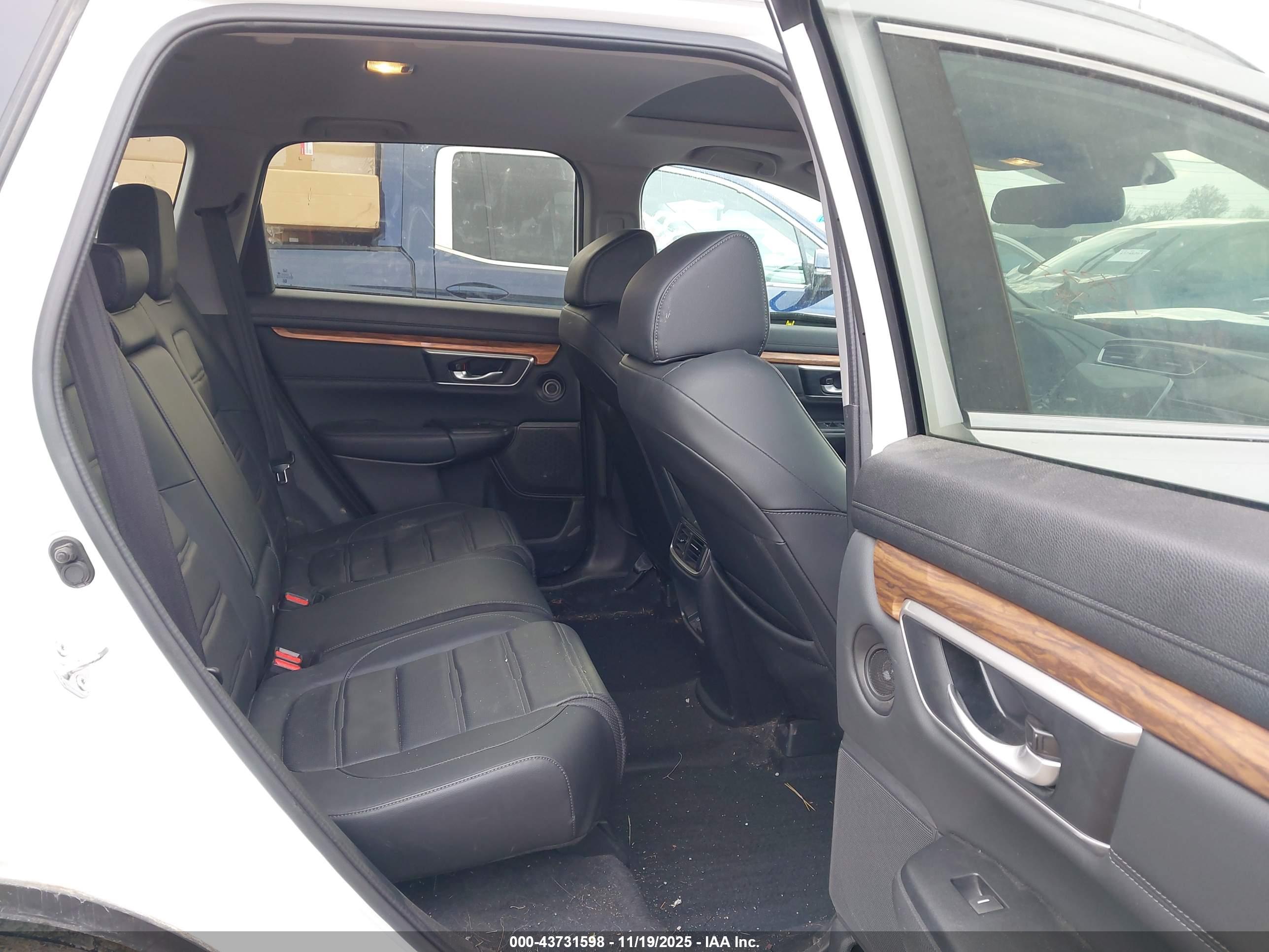 HONDA CR-V image 8