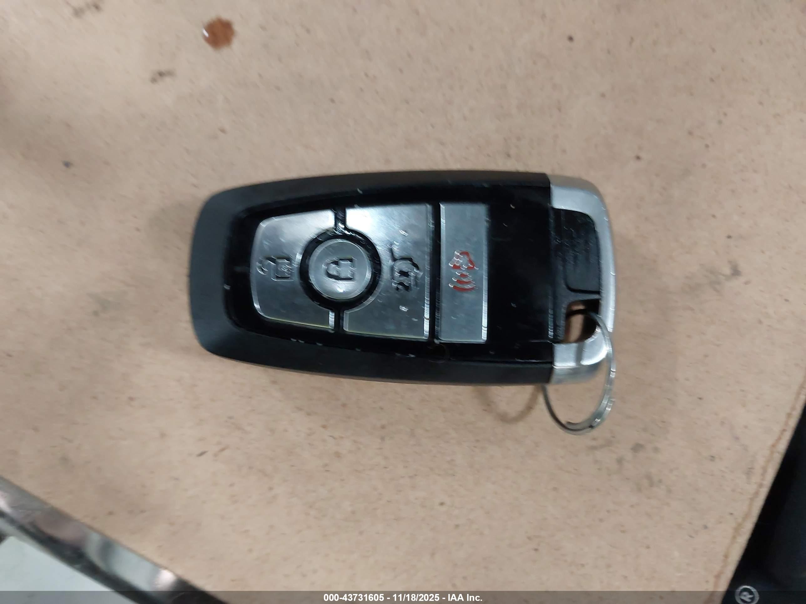 FORD EXPLORER image 11