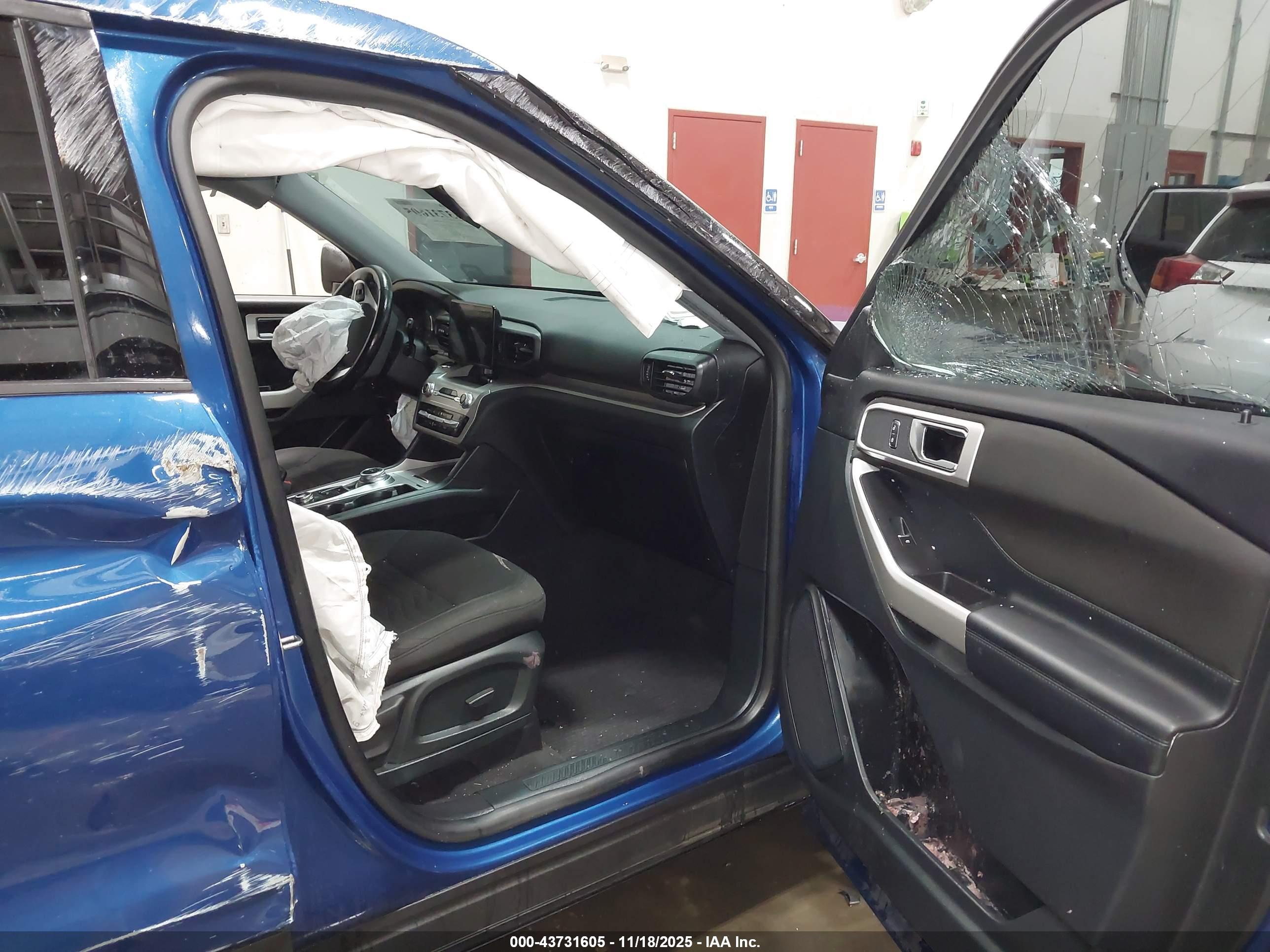 FORD EXPLORER image 5