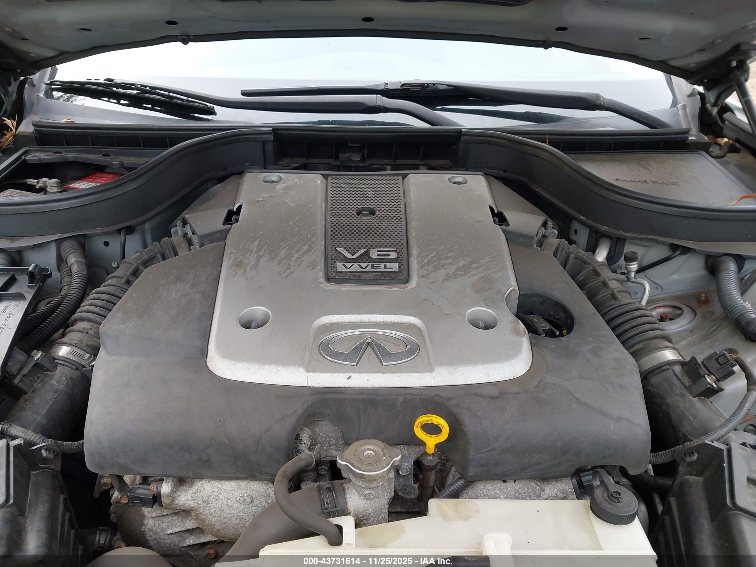 INFINITI G37X image 10