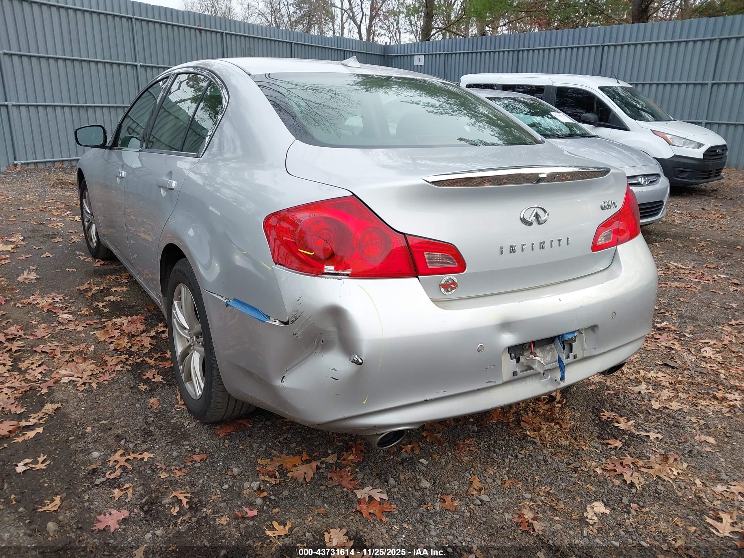 INFINITI G37X image 3