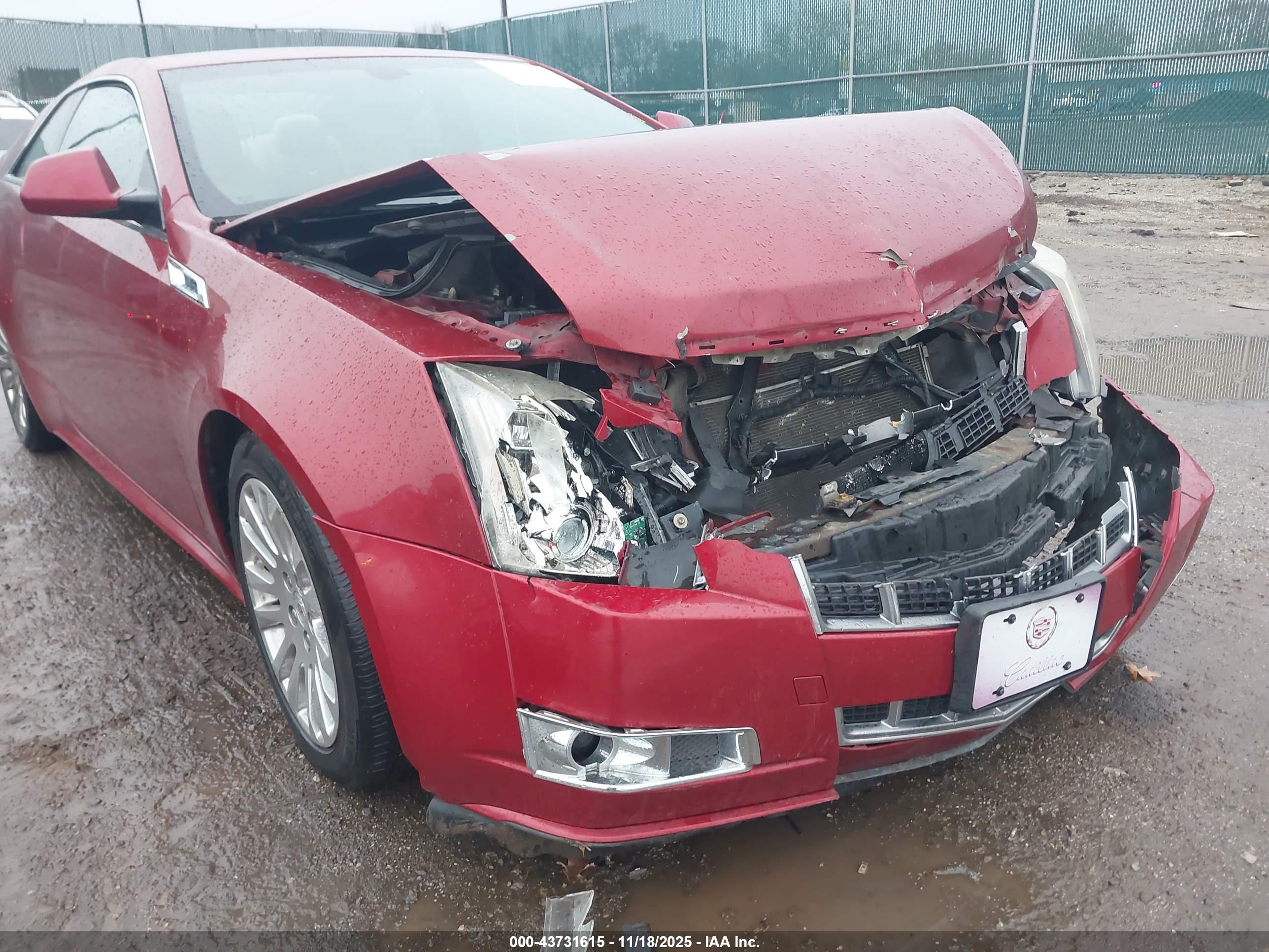 CADILLAC CTS image 6