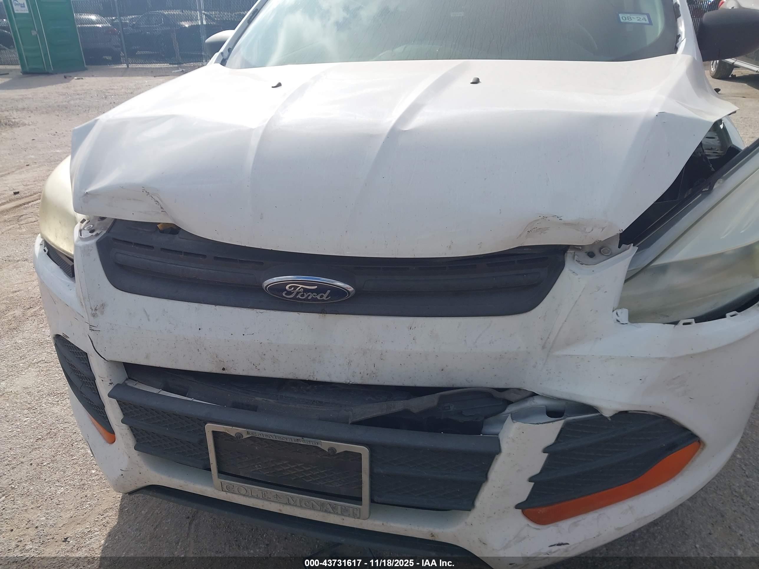 FORD ESCAPE image 6