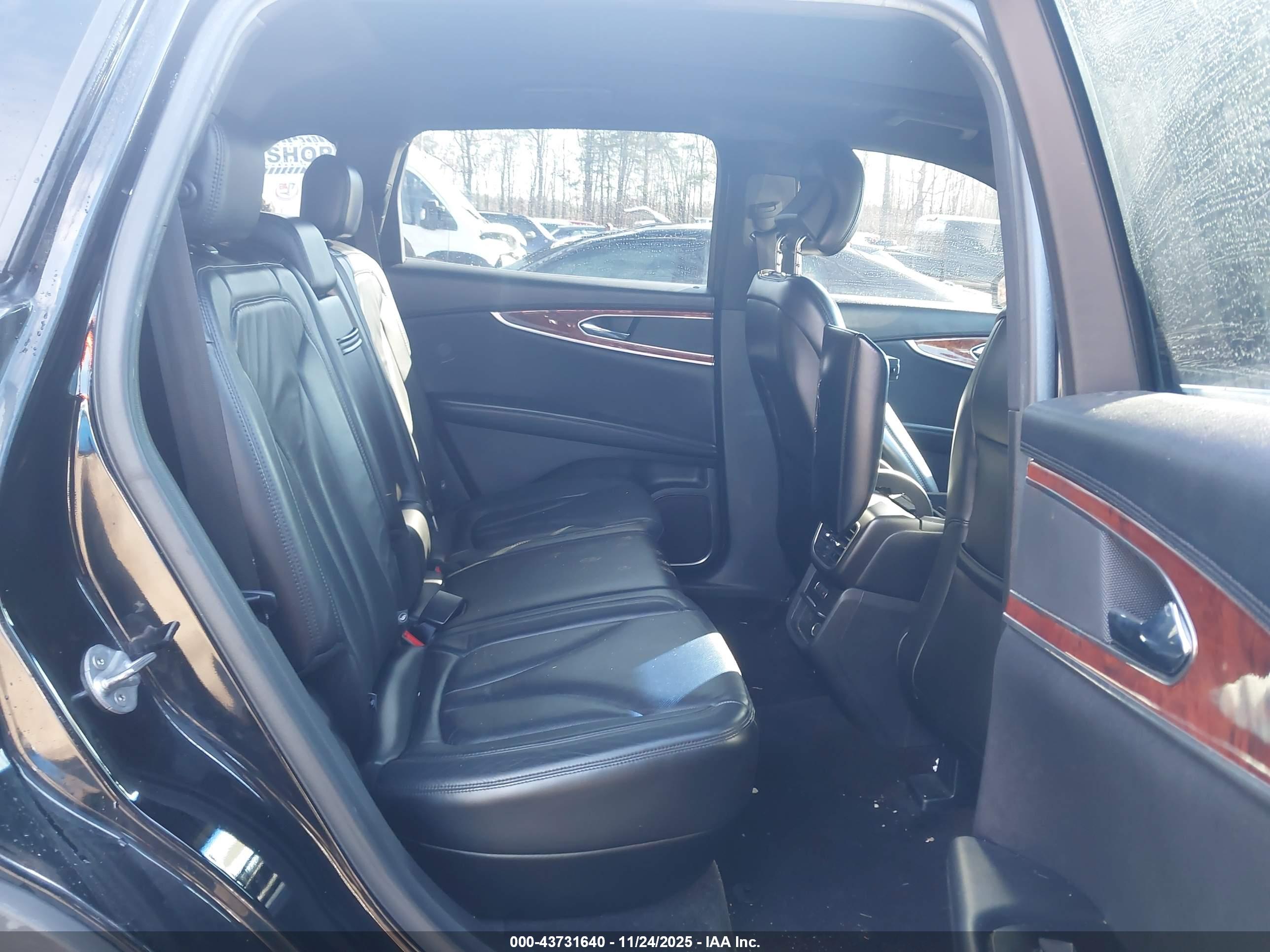 LINCOLN MKX image 8