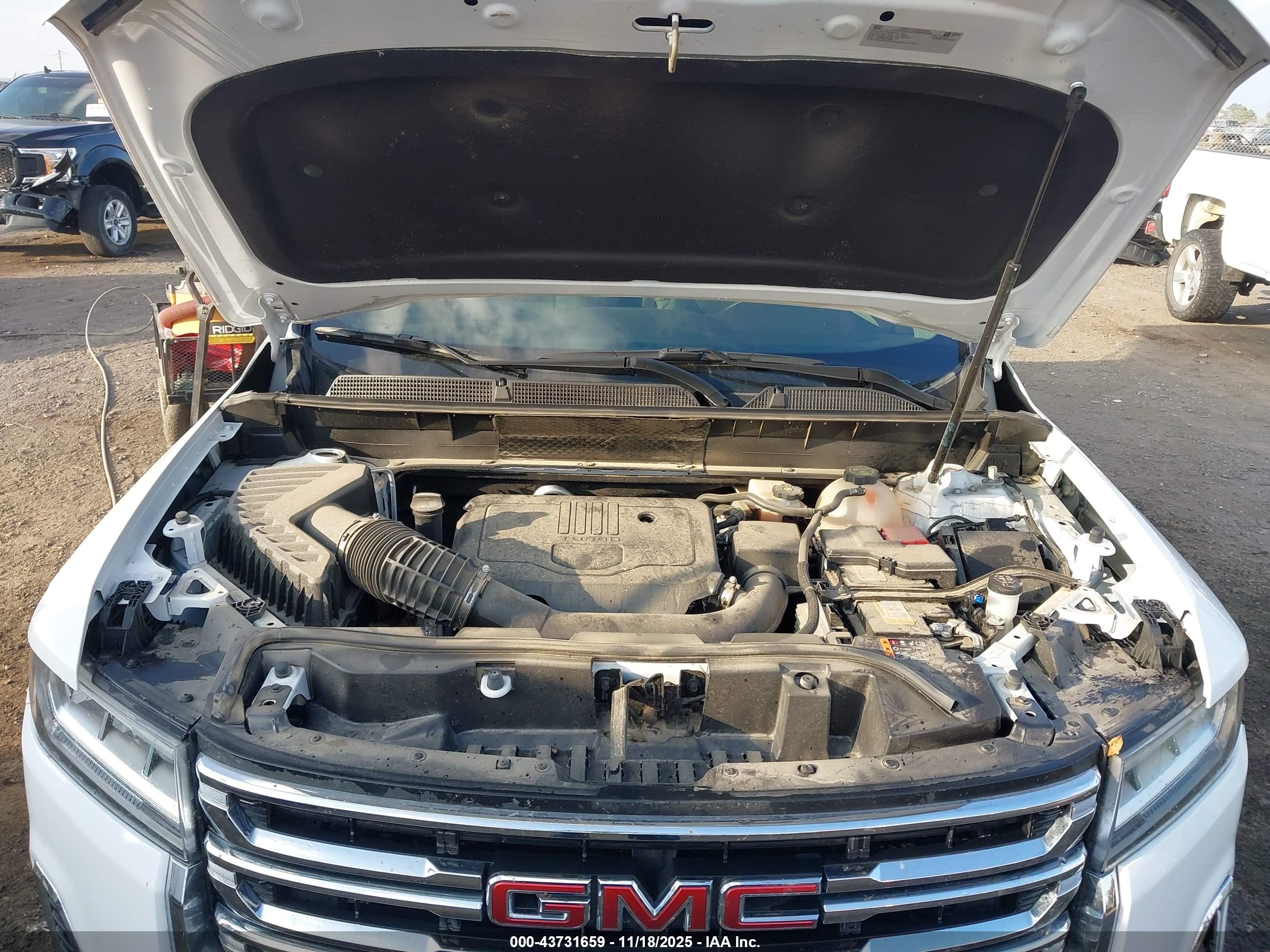 GMC ACADIA image 10