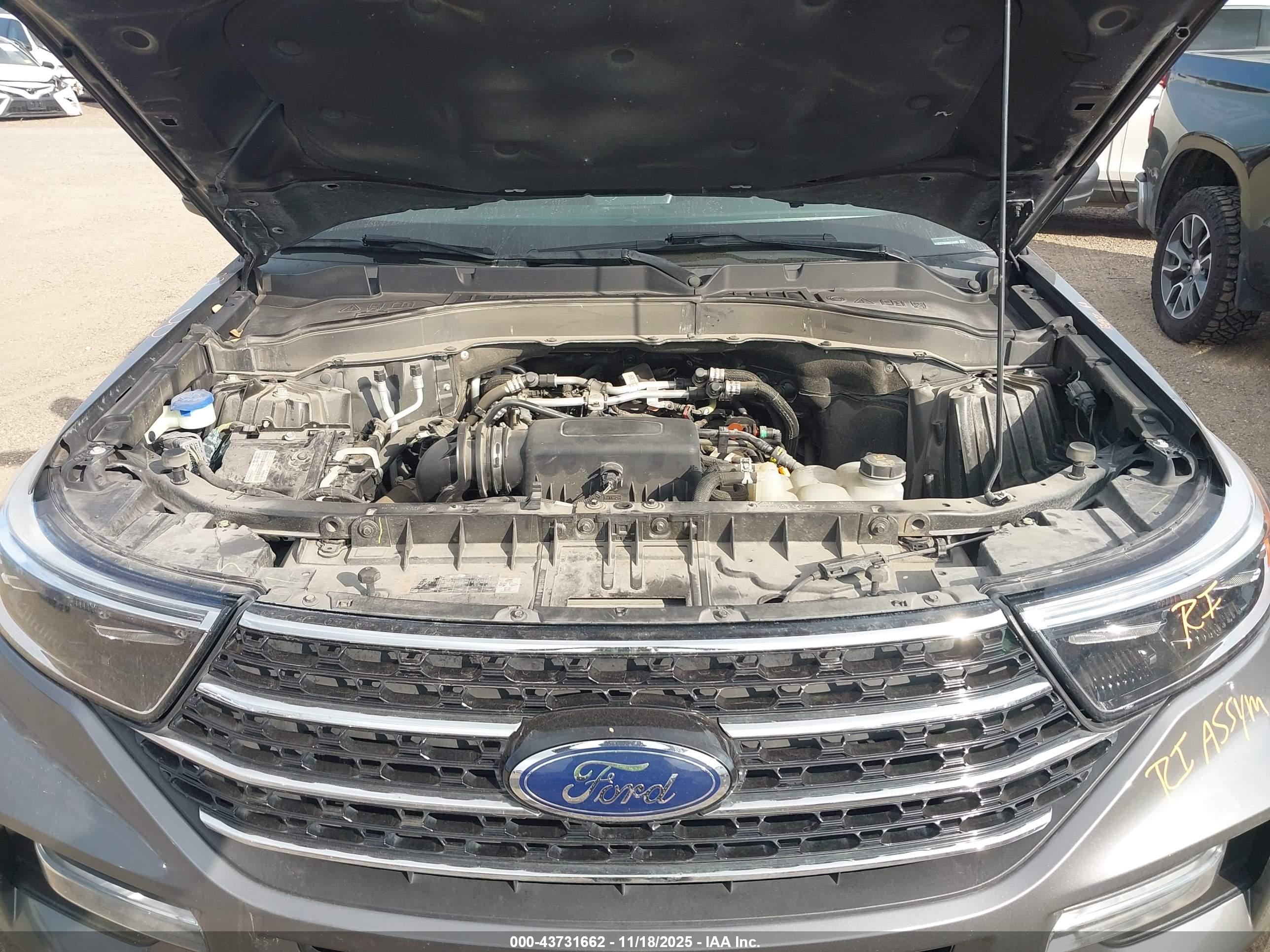 FORD EXPLORER image 10