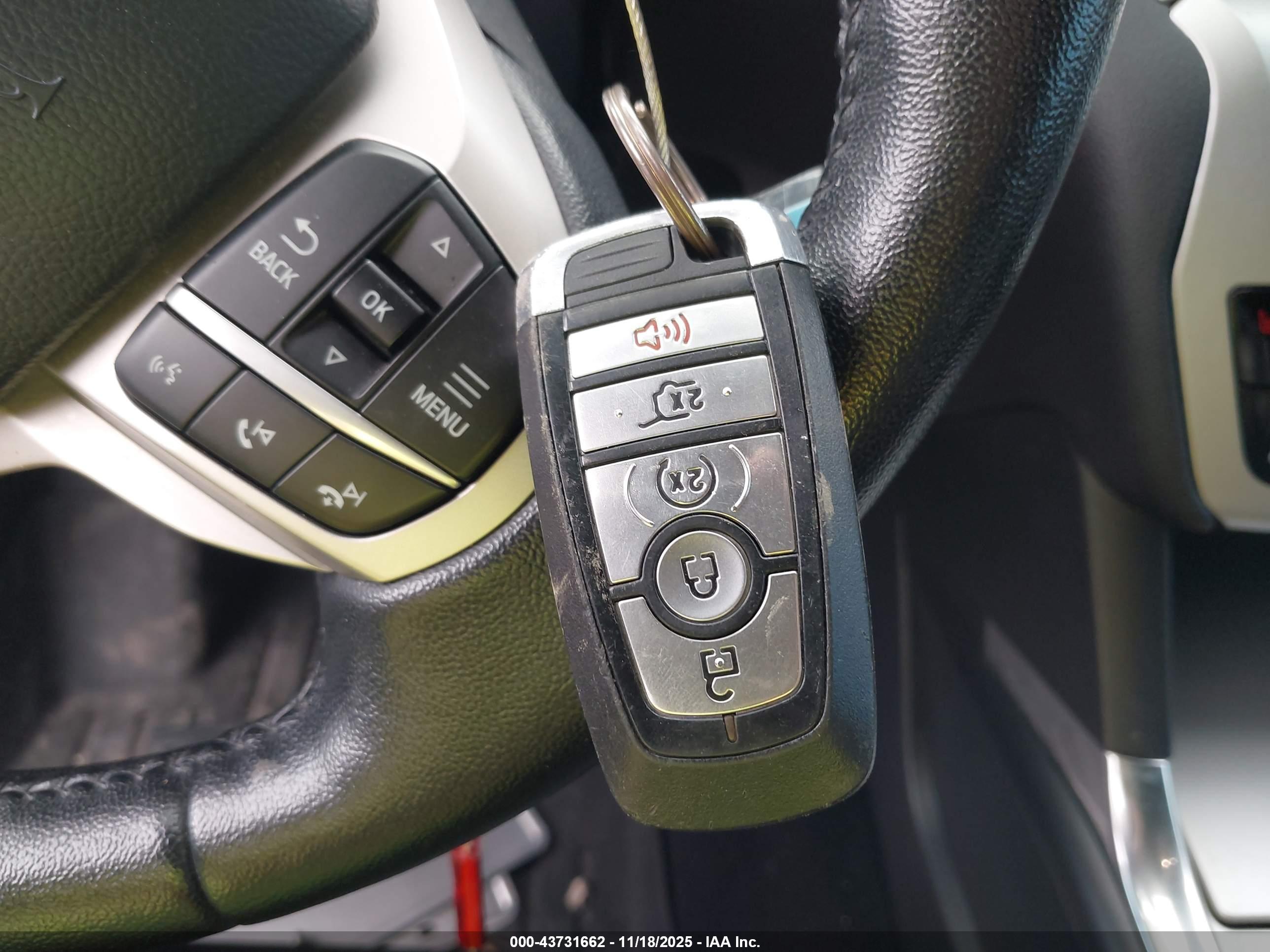 FORD EXPLORER image 11