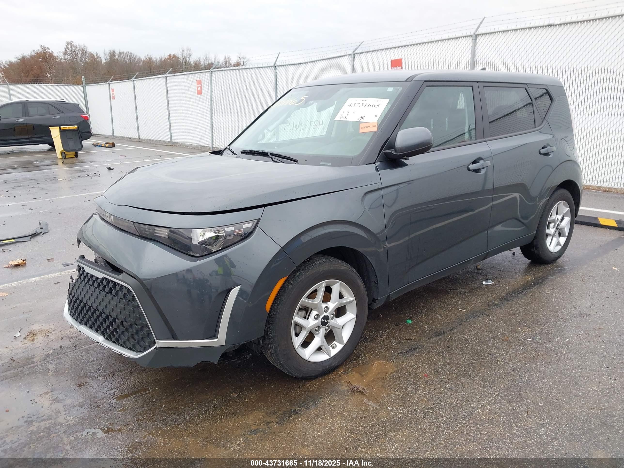 KIA SOUL image 2