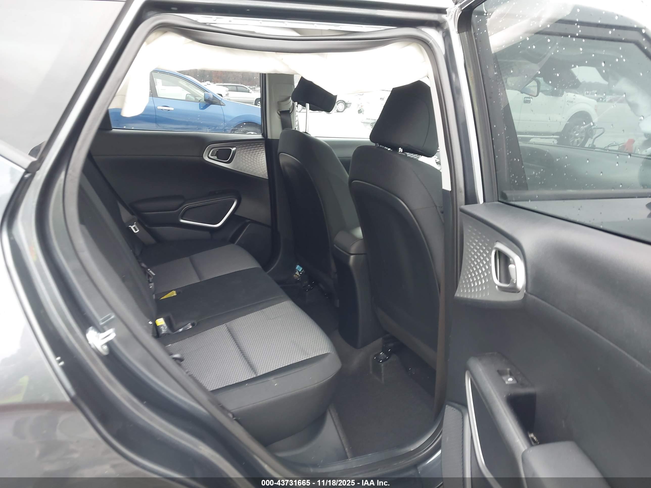 KIA SOUL image 8