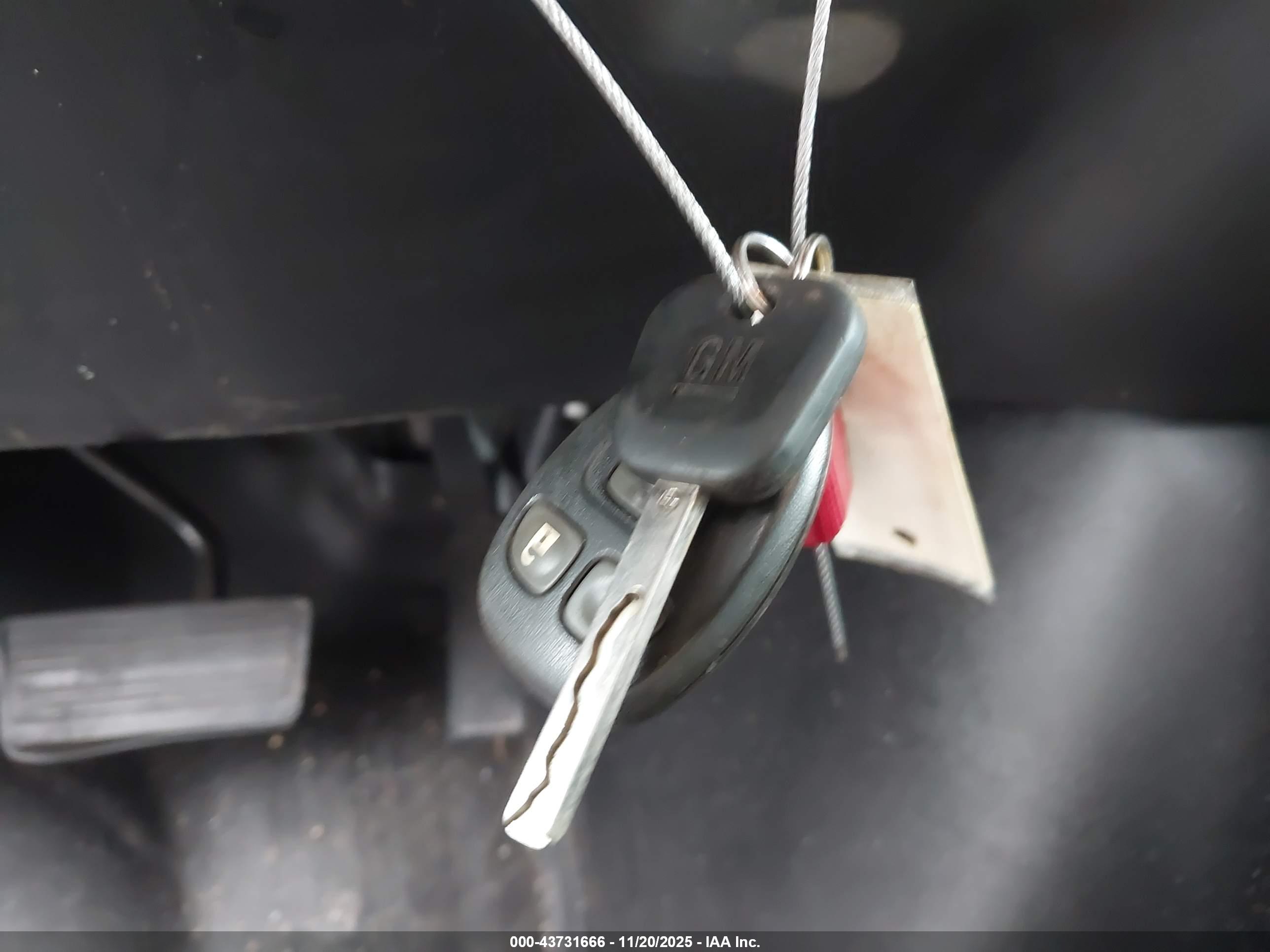 CHEVROLET EXPRESS image 11