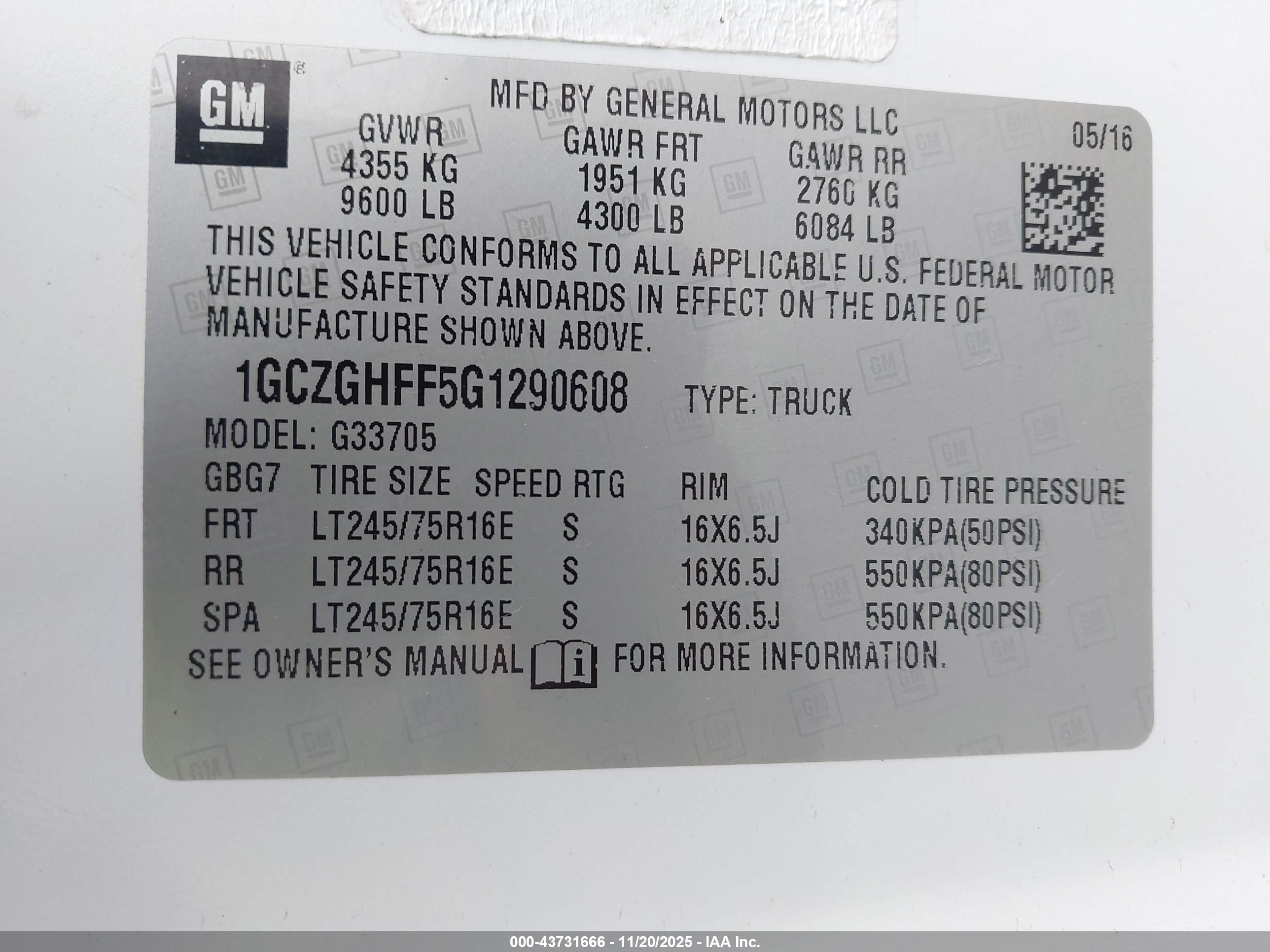 CHEVROLET EXPRESS image 9
