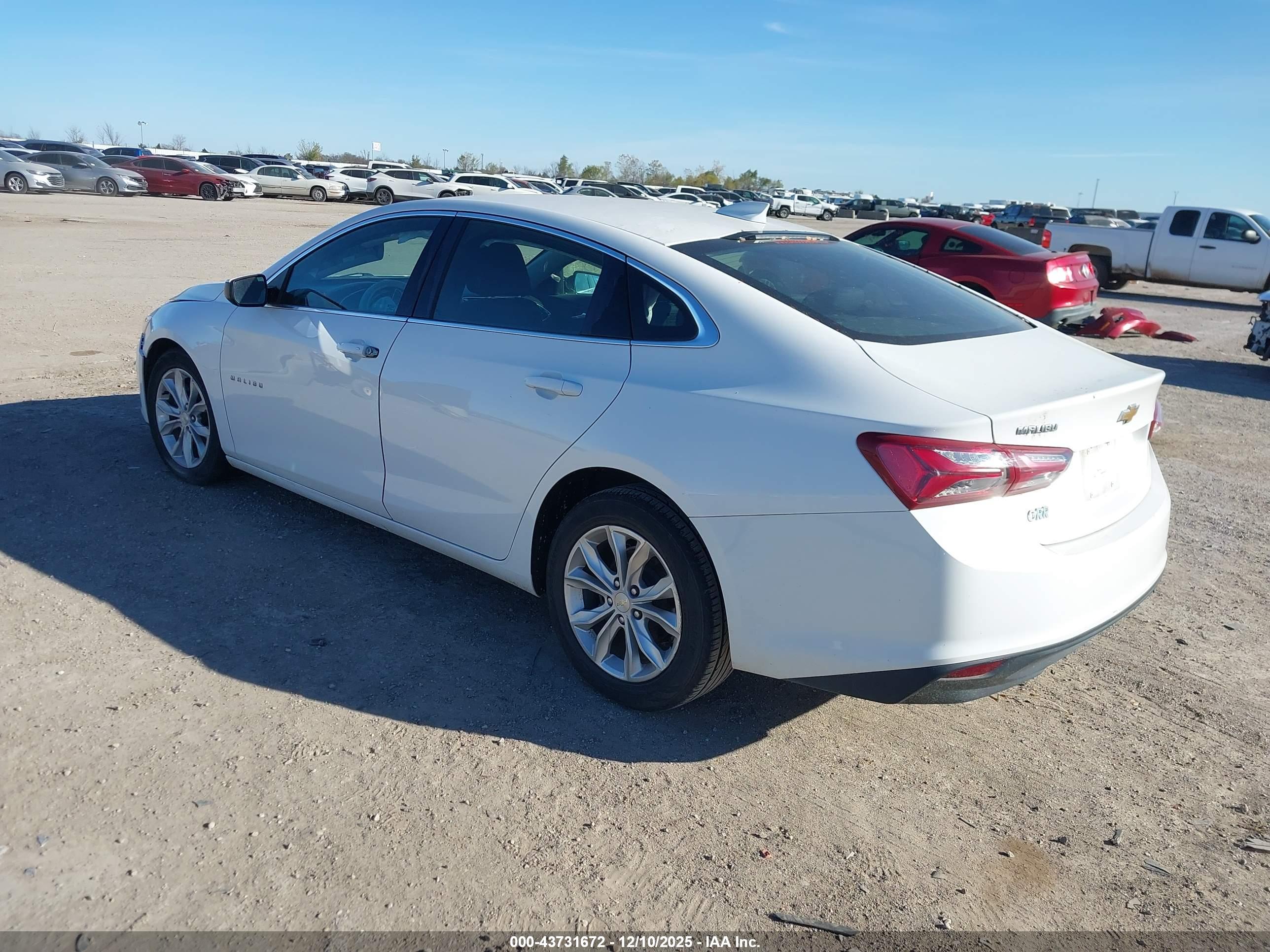 CHEVROLET MALIBU image 3