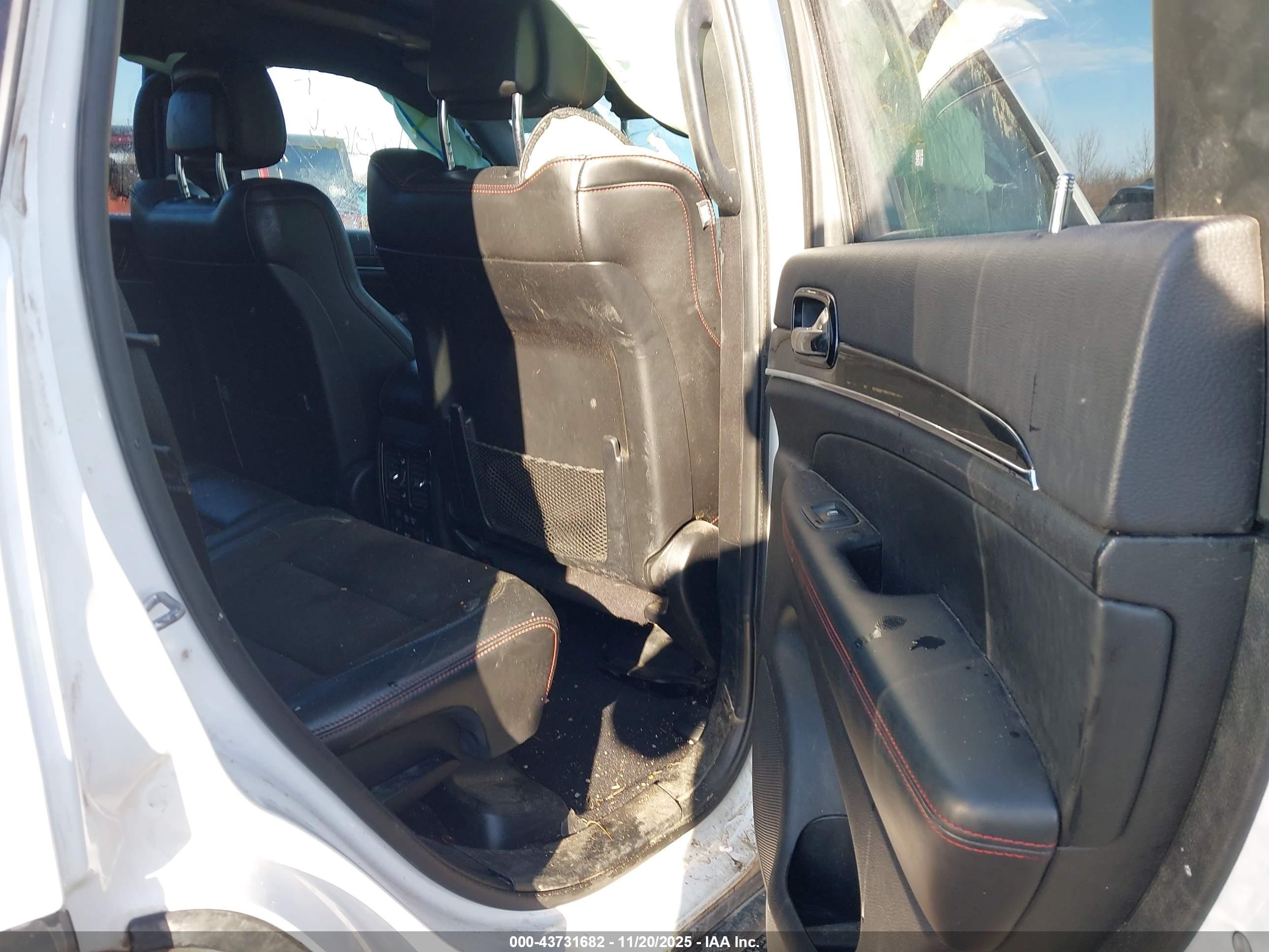 JEEP GRAND image 8