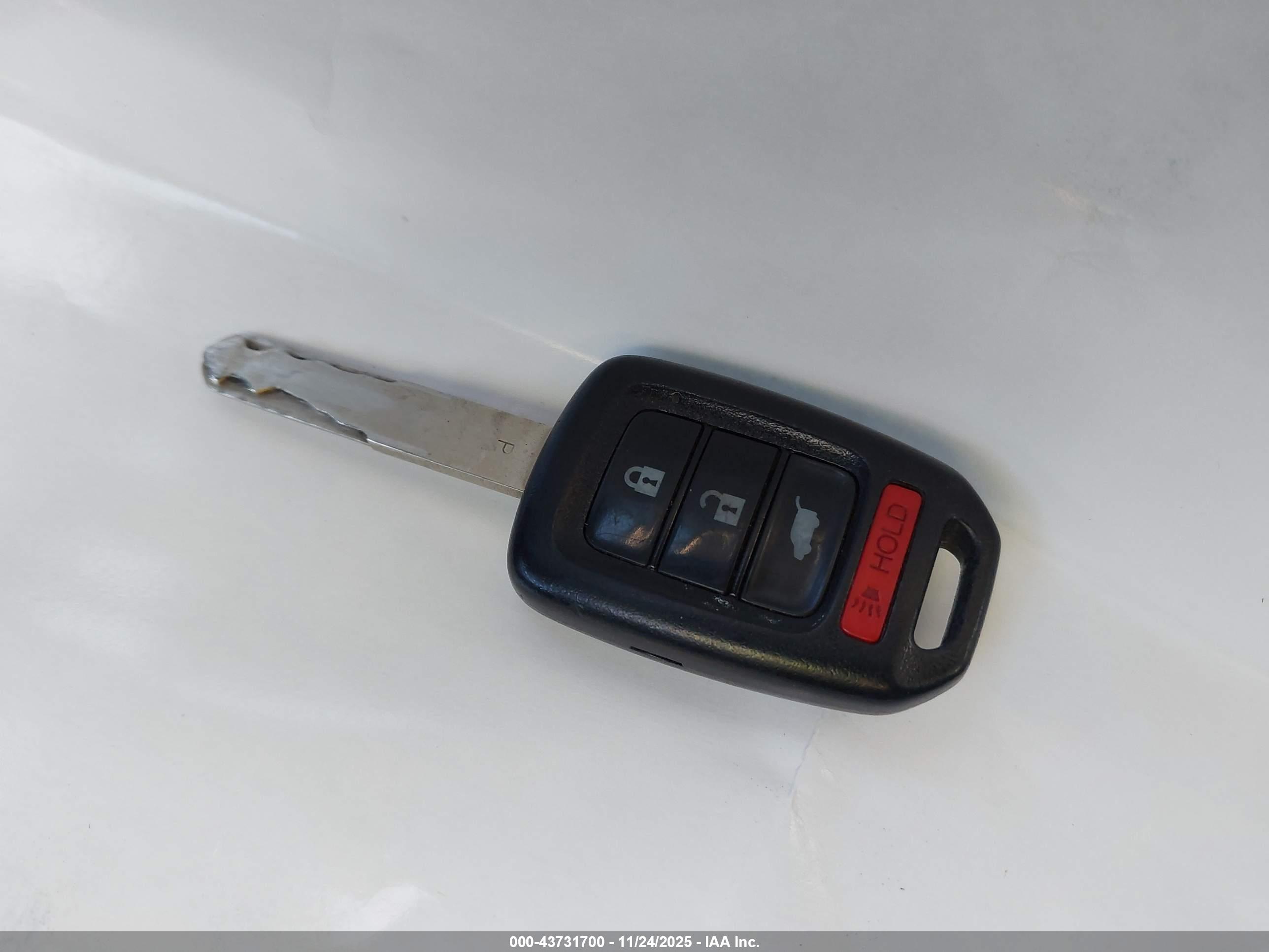 HONDA CR-V image 11