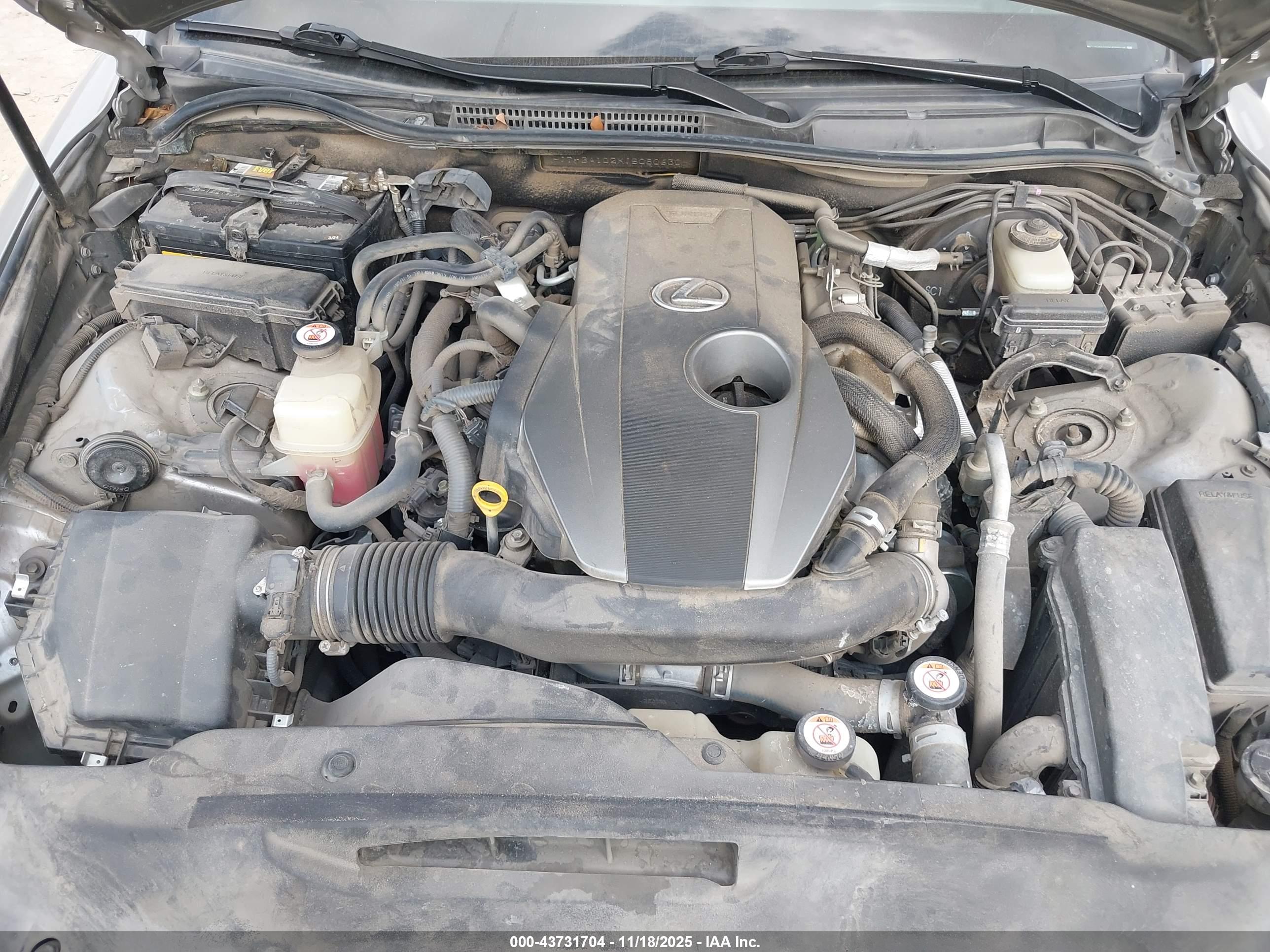 LEXUS IS image 10
