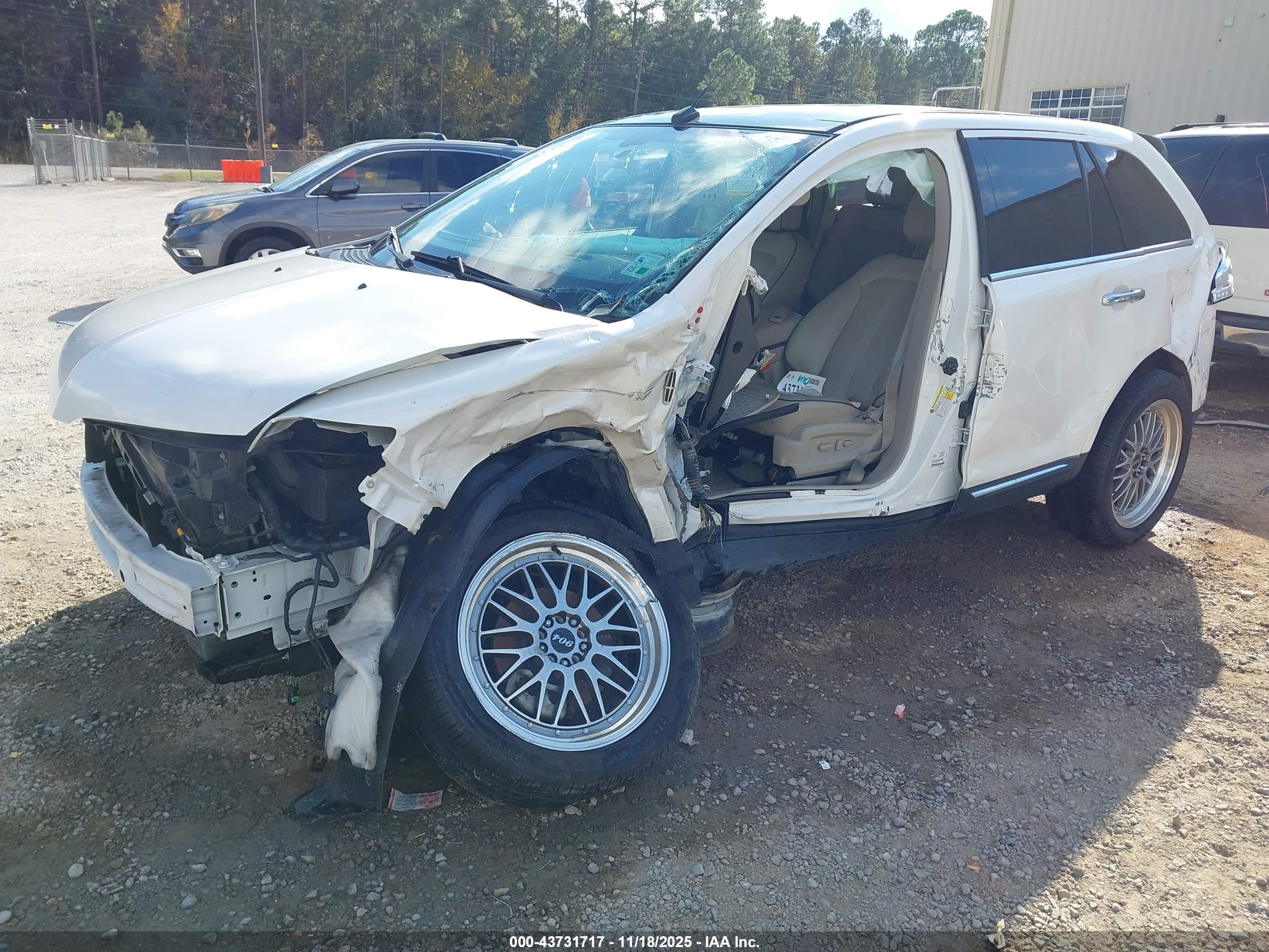 LINCOLN MKX image 2