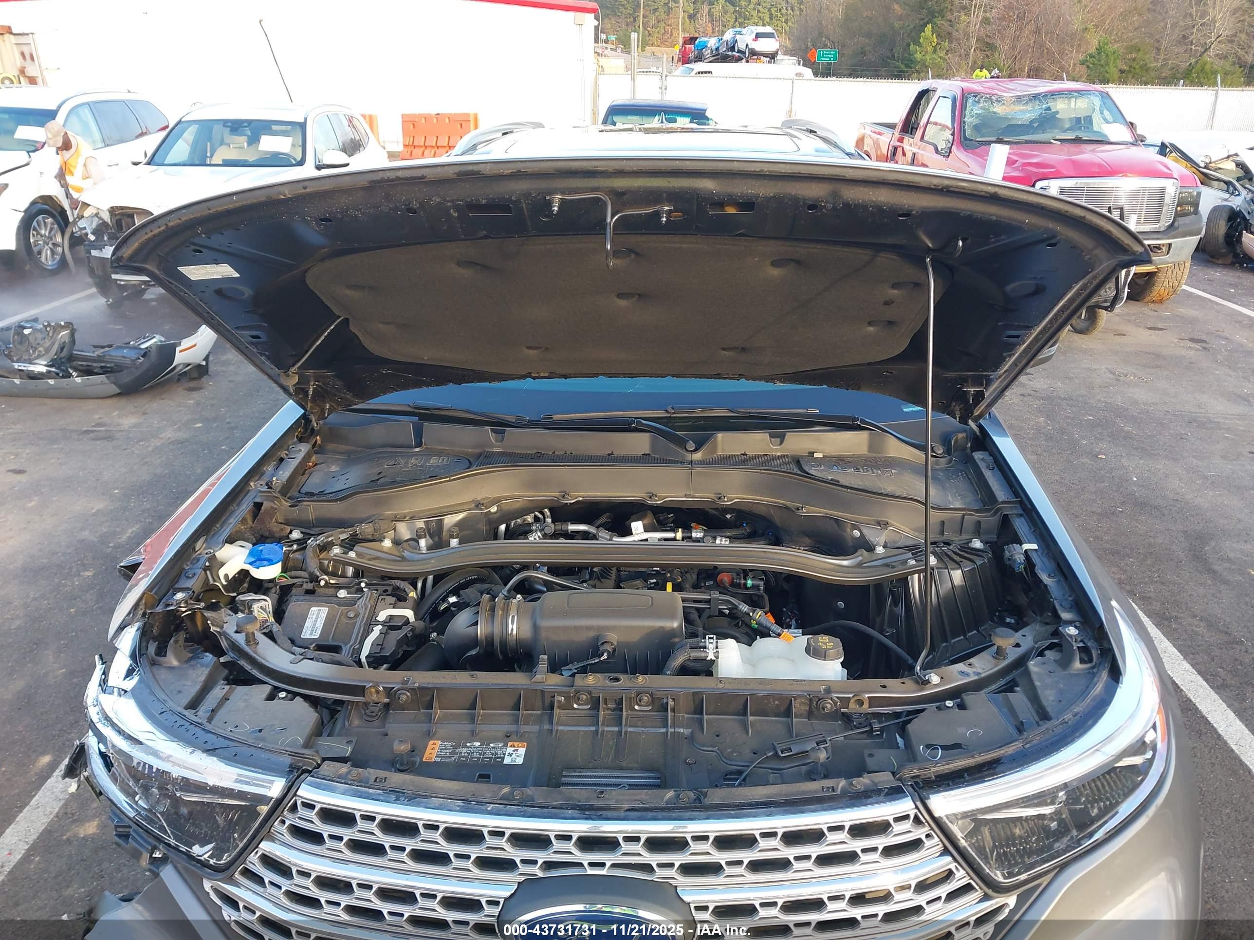 FORD EXPLORER image 10