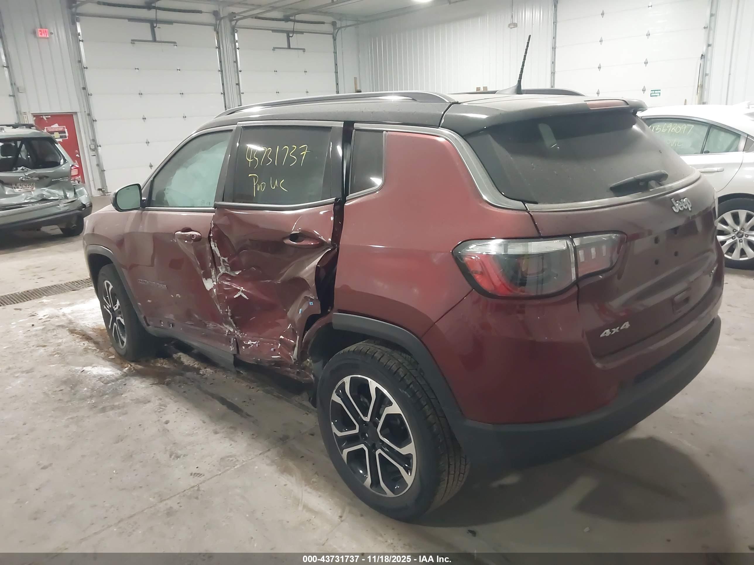 JEEP COMPASS image 3