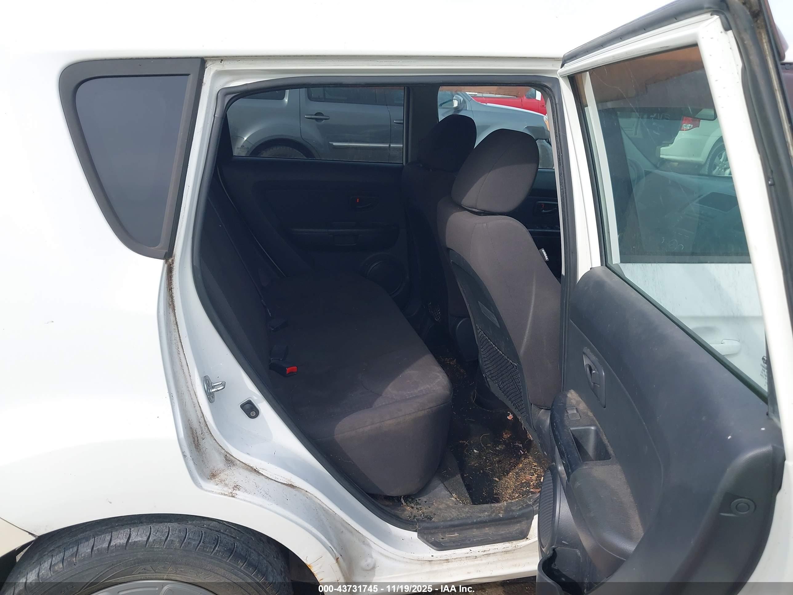 KIA SOUL image 8