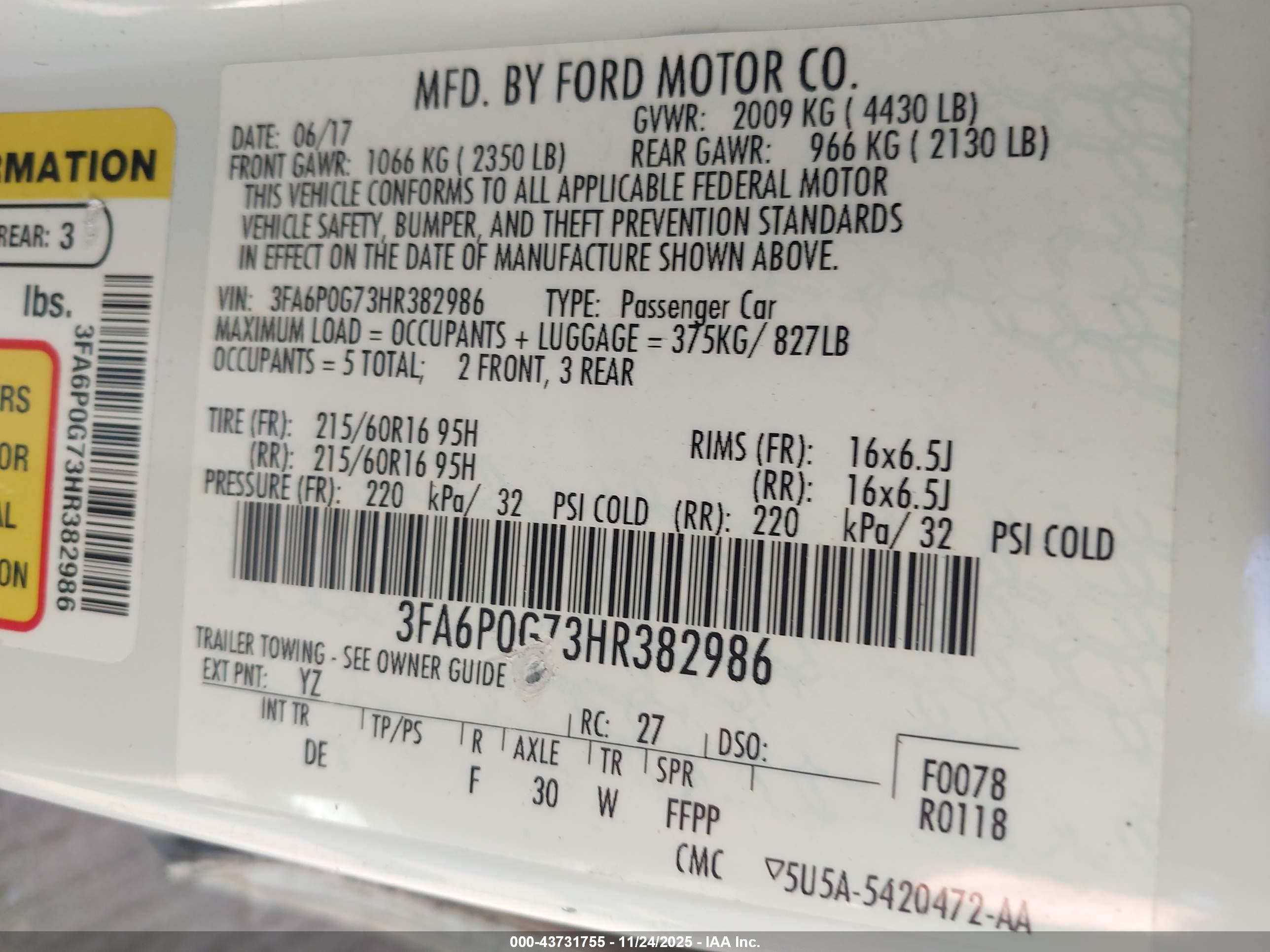 FORD FUSION image 9
