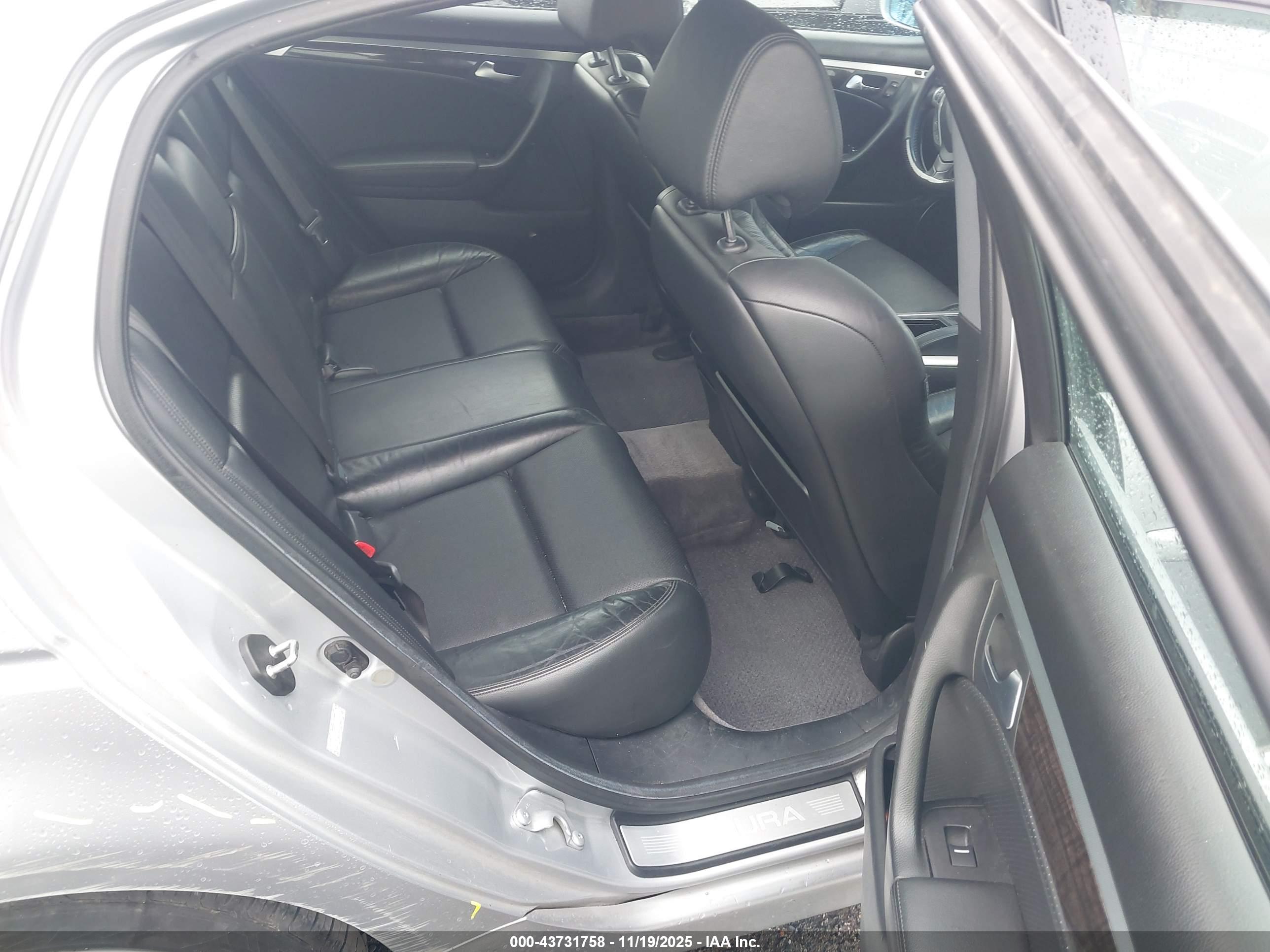 ACURA TL image 8