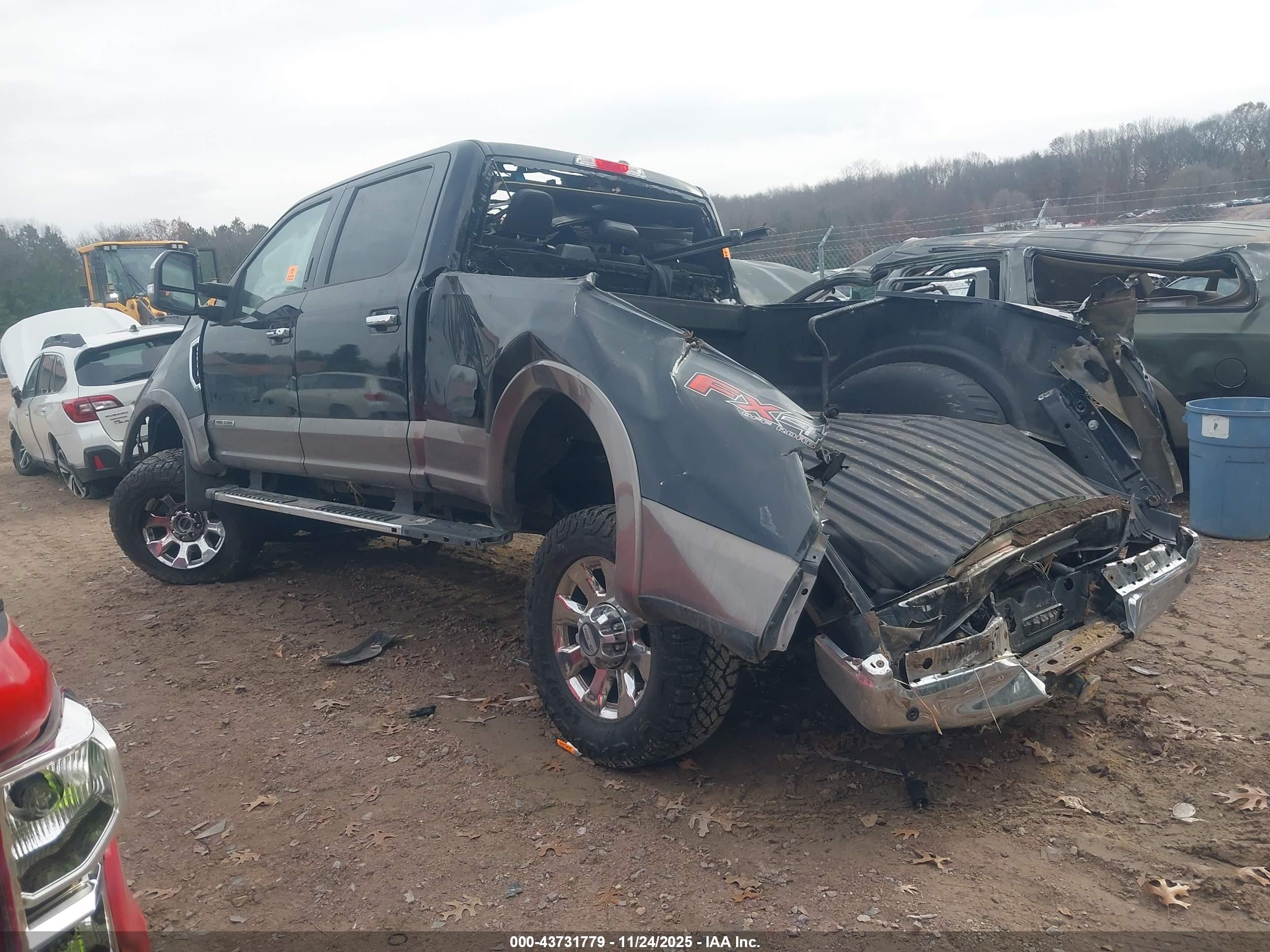 FORD F-350 image 3